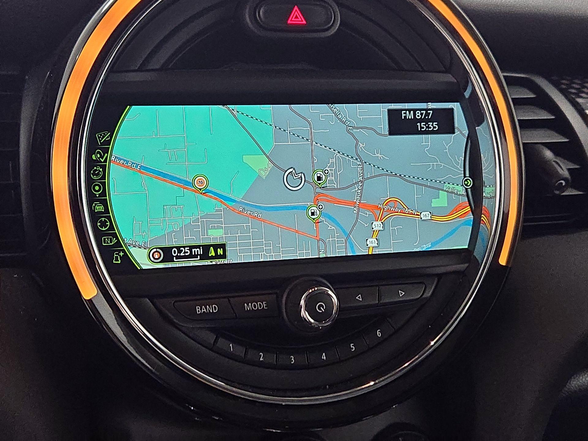 Thumbnail: 2018 MINI Cooper Hardtop - 14