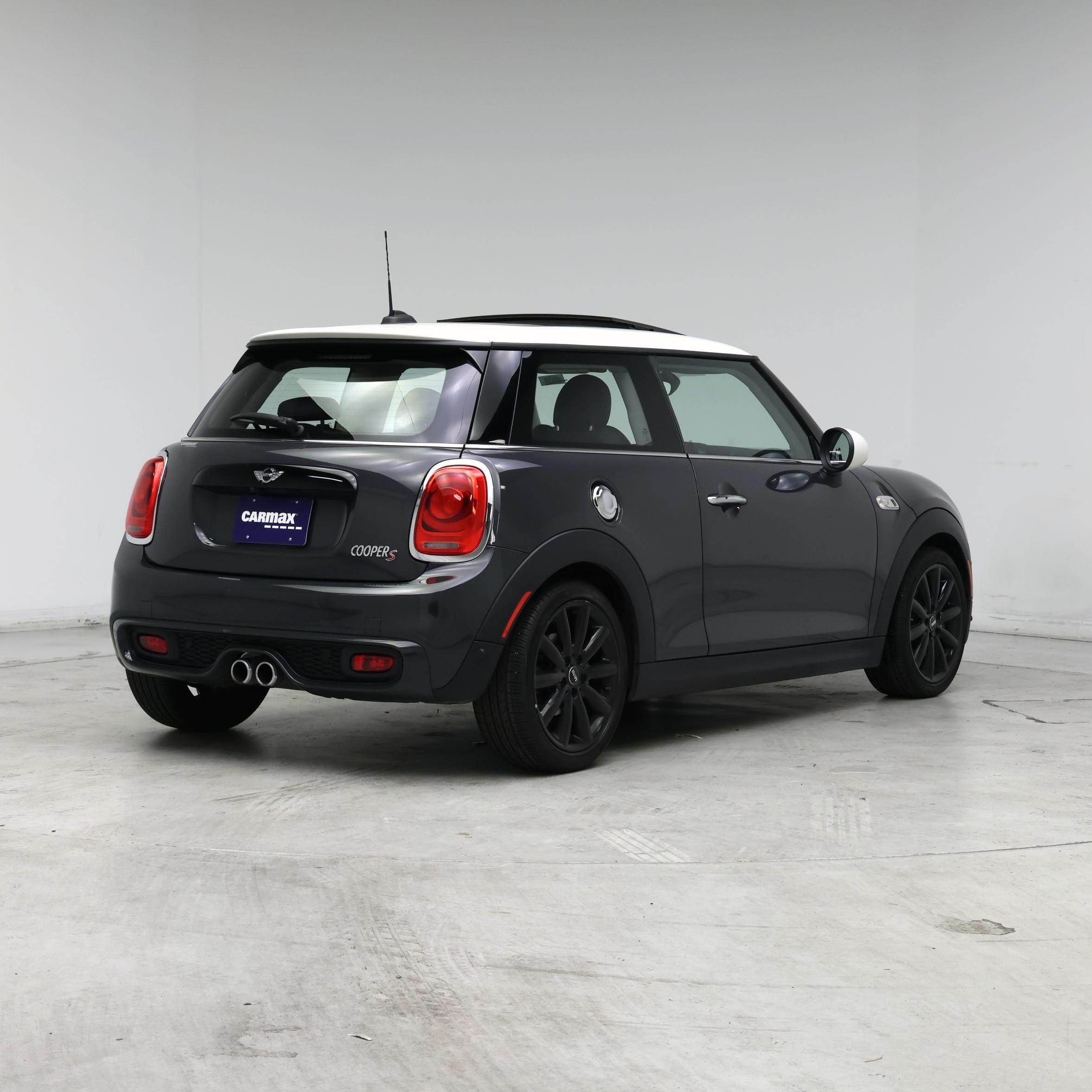 Thumbnail: 2018 MINI Cooper Hardtop - 8