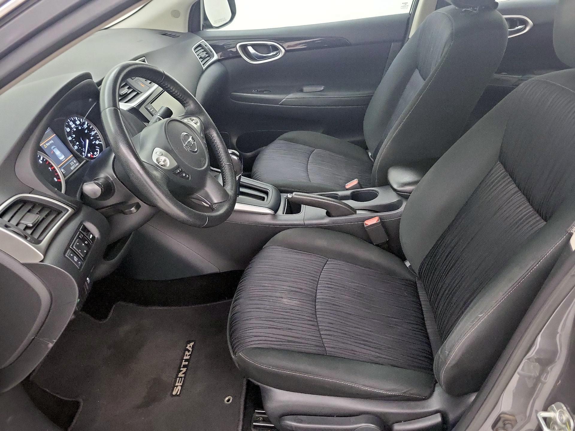 Thumbnail: 2019 Nissan Sentra - 11