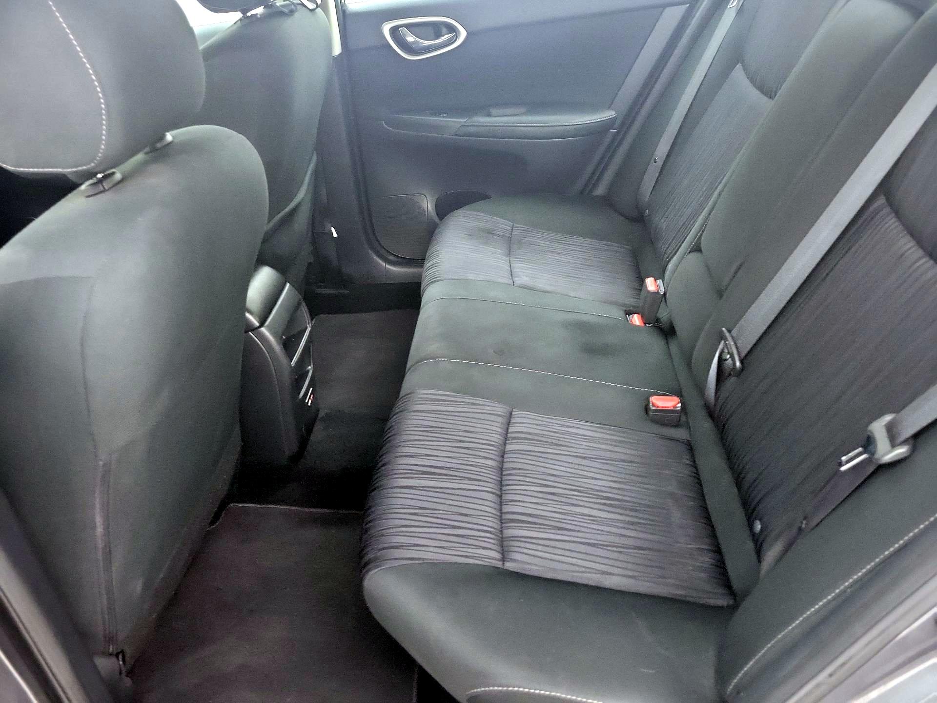 Thumbnail: 2019 Nissan Sentra - 19