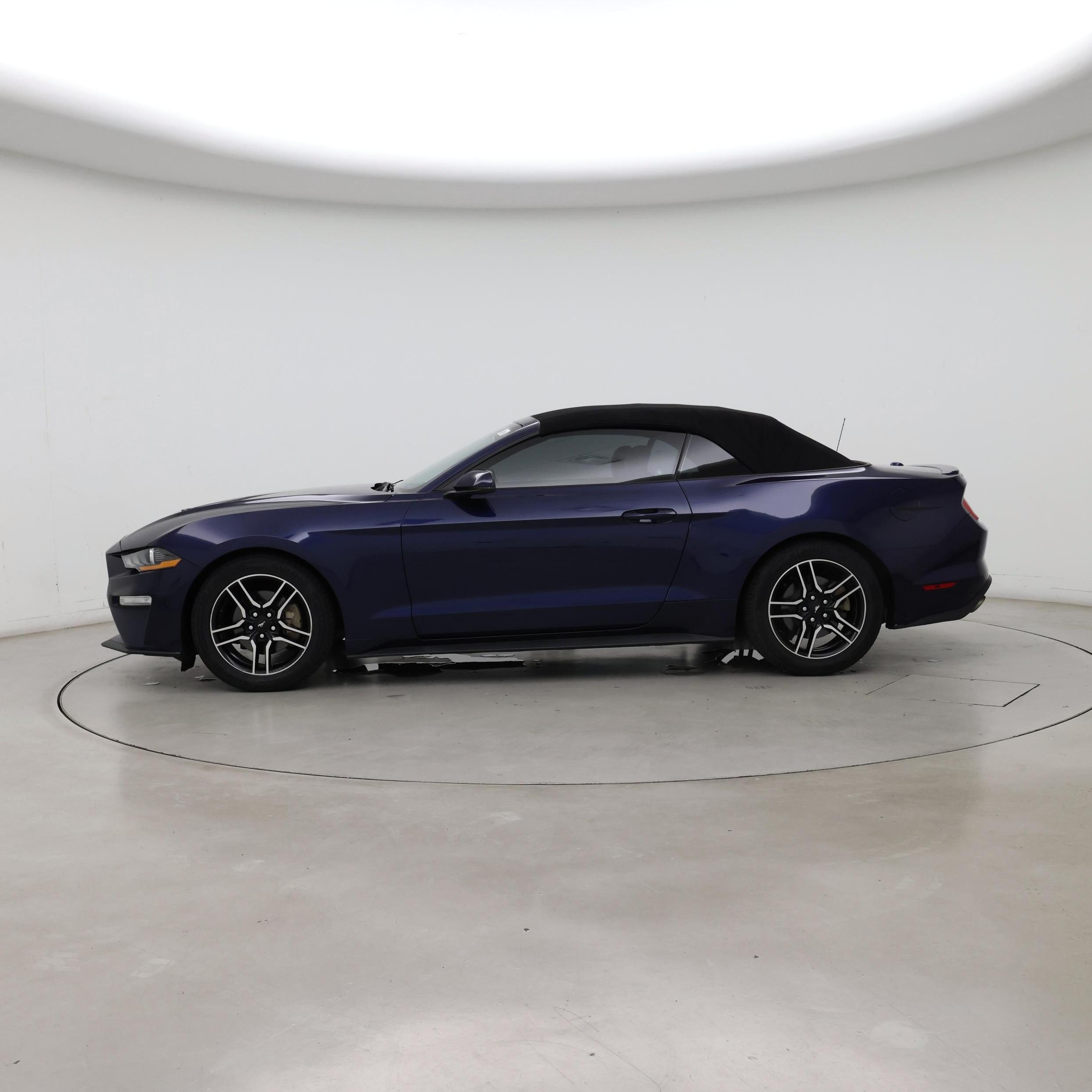 Thumbnail: 2018 Ford Mustang - 3