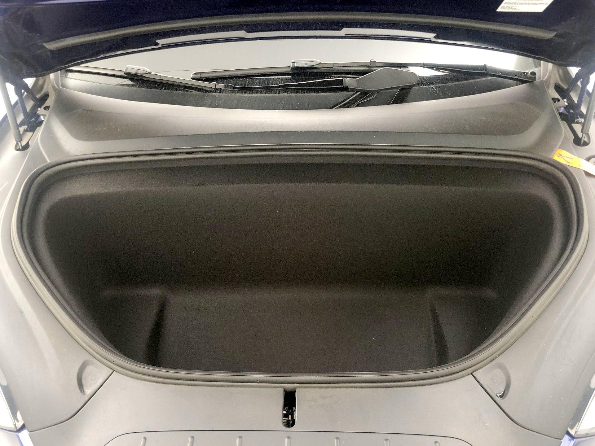 Thumbnail: 2023 Tesla Model X - 20