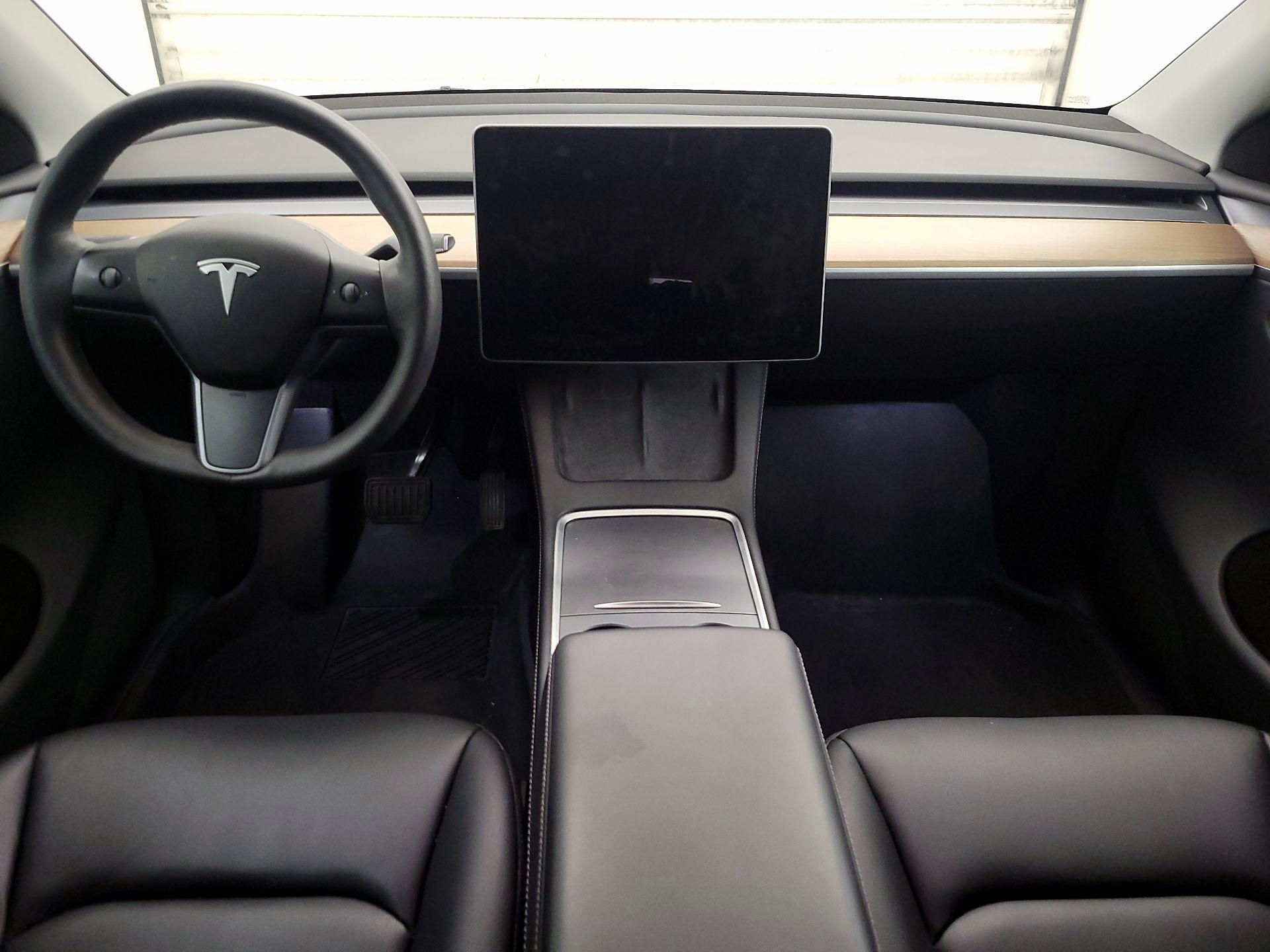 Thumbnail: 2023 Tesla Model Y - 9