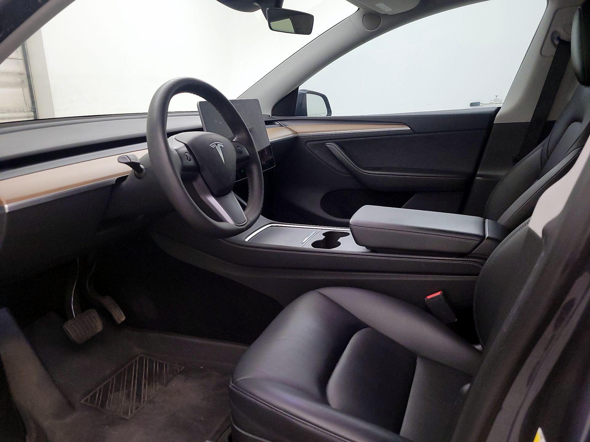 Thumbnail: 2023 Tesla Model Y - 11
