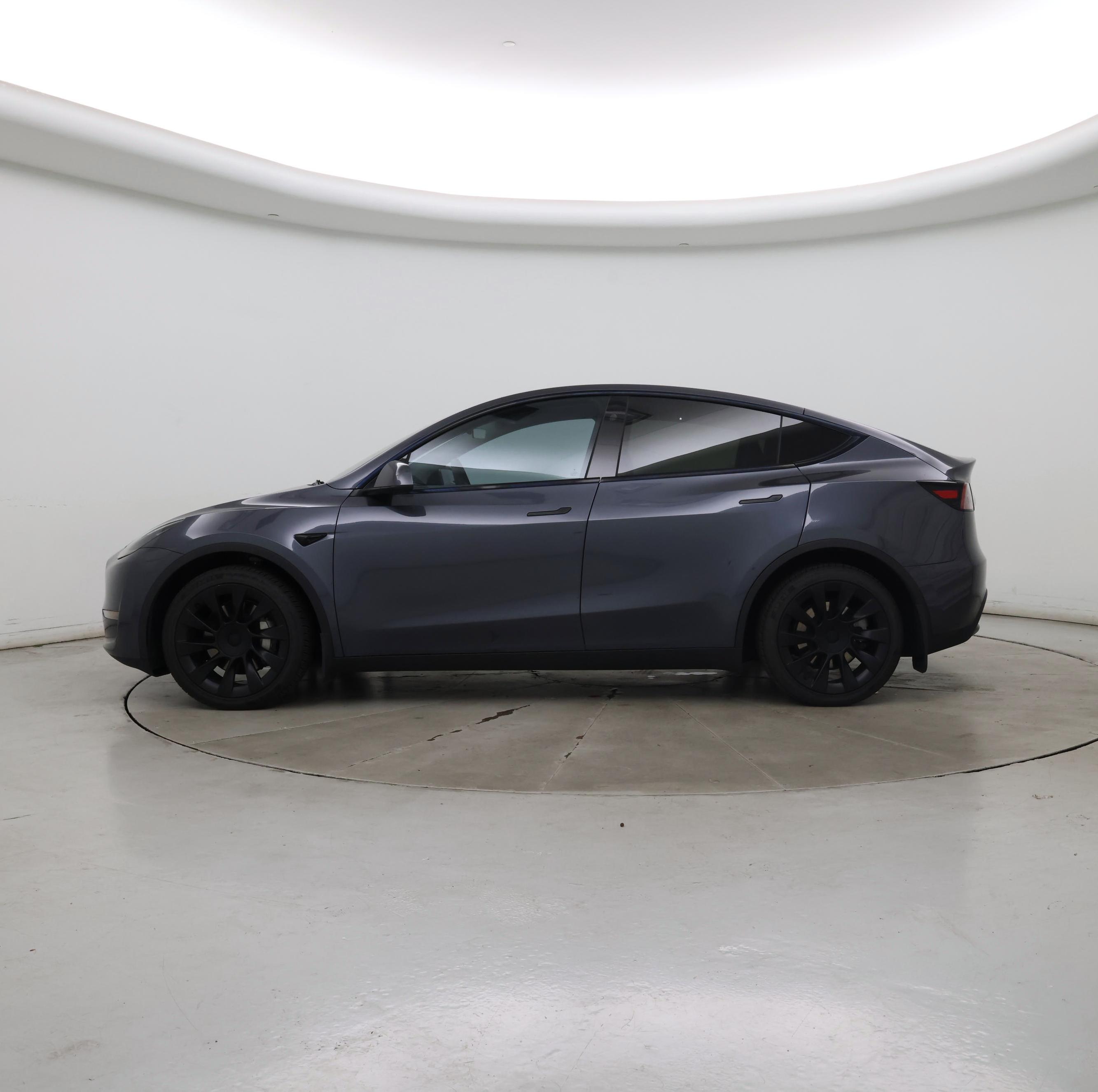 Thumbnail: 2023 Tesla Model Y - 3