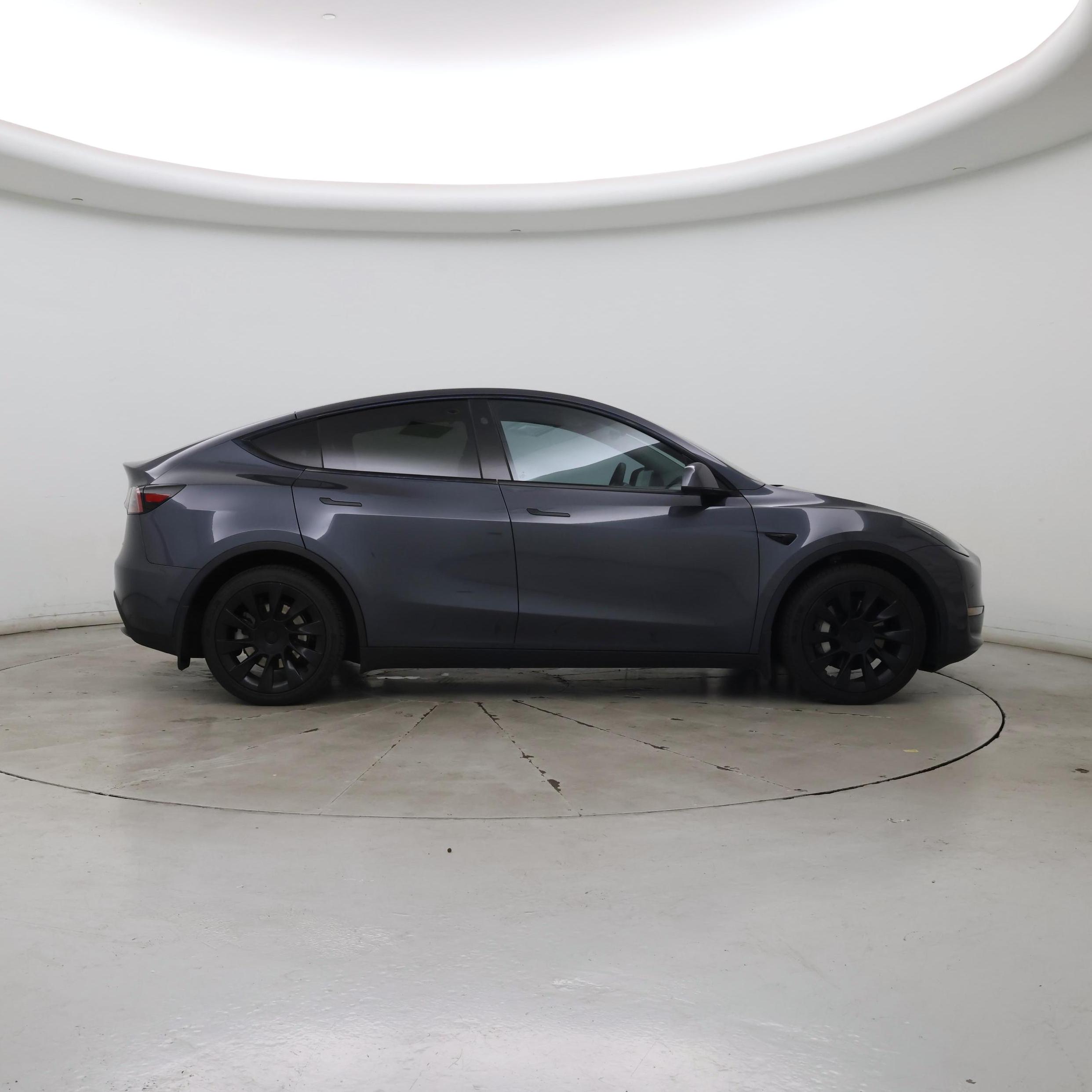 Thumbnail: 2023 Tesla Model Y - 7