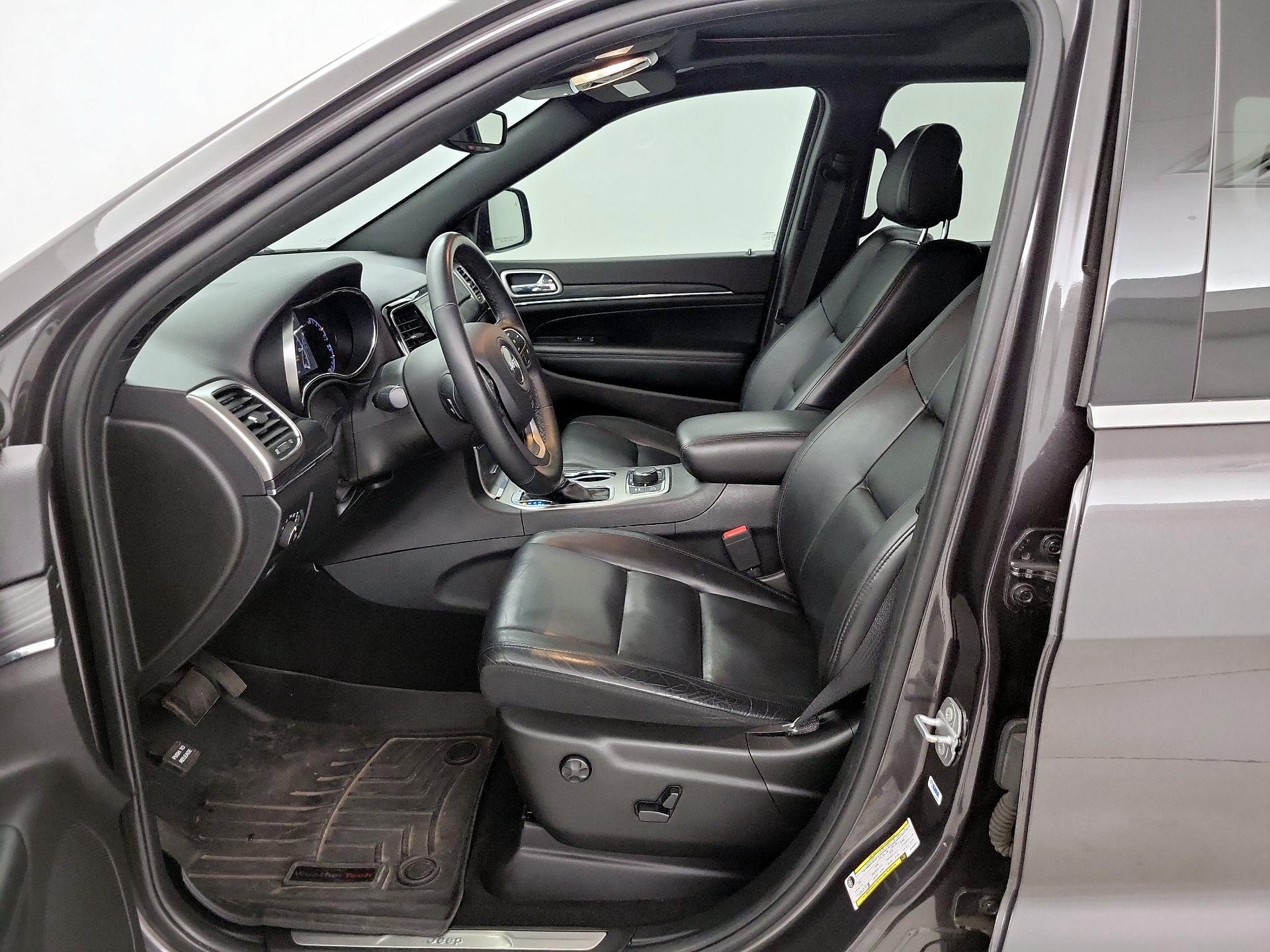 Thumbnail: 2019 Jeep Grand Cherokee - 11