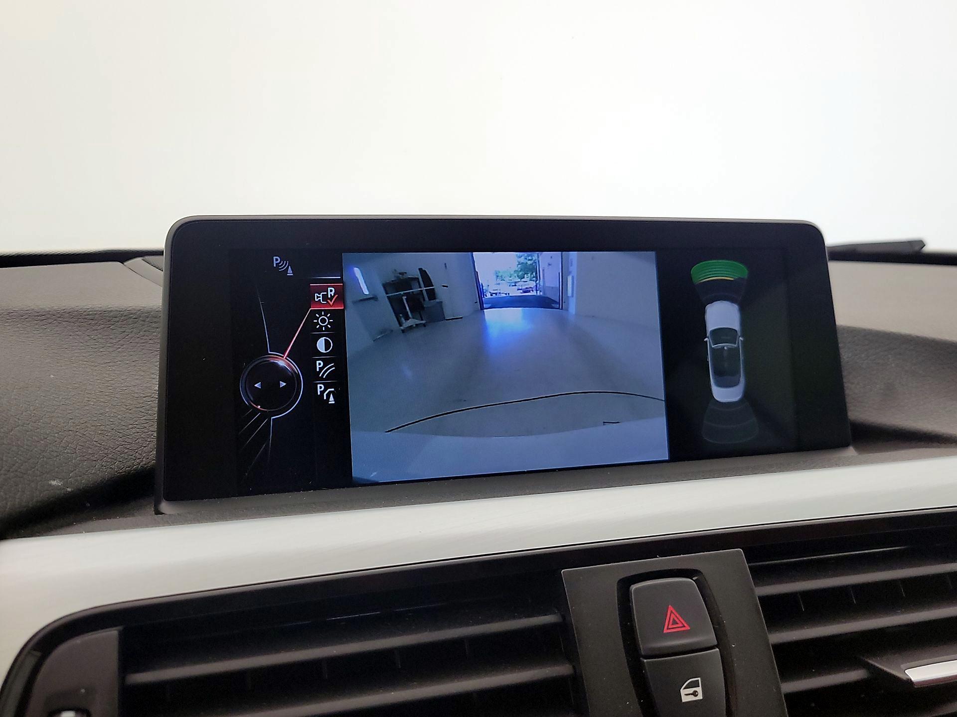 Thumbnail: 2015 BMW 4 Series - 15