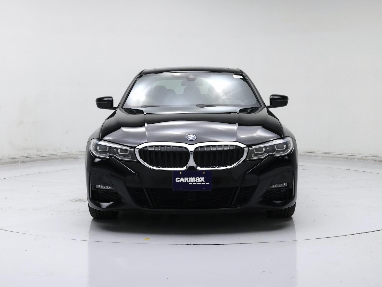 2022 BMW 3 Series 330e - Photo 6