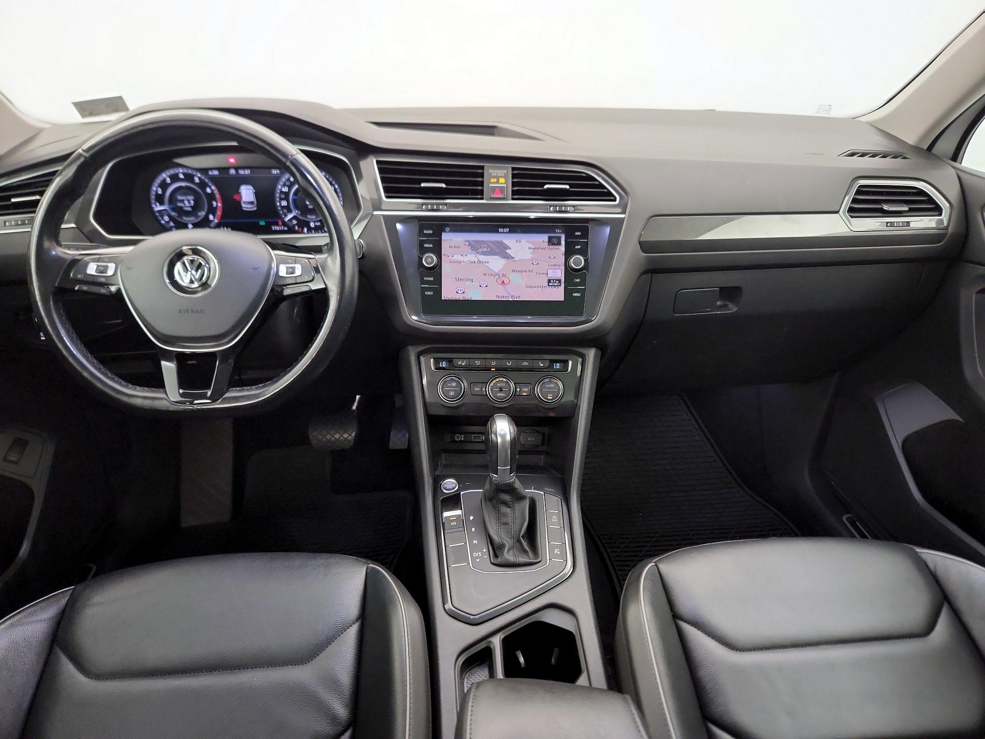 Thumbnail: 2018 Volkswagen Tiguan - 9