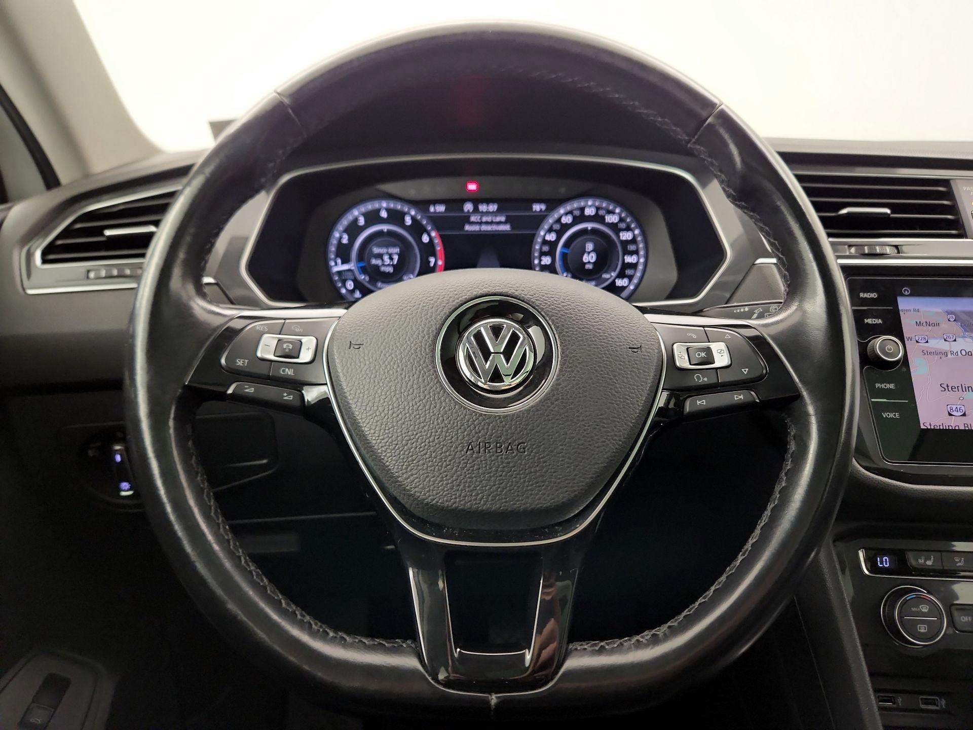 Thumbnail: 2018 Volkswagen Tiguan - 10