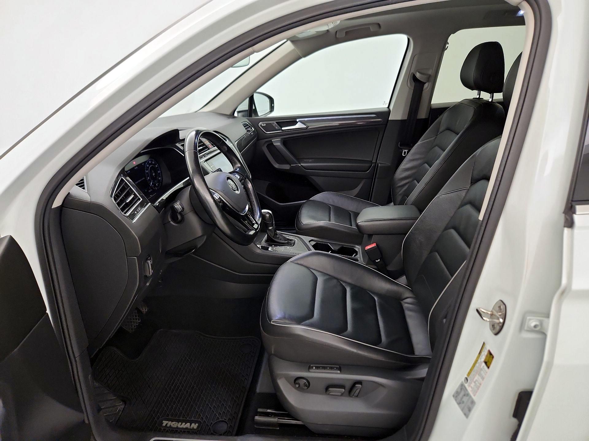 Thumbnail: 2018 Volkswagen Tiguan - 11