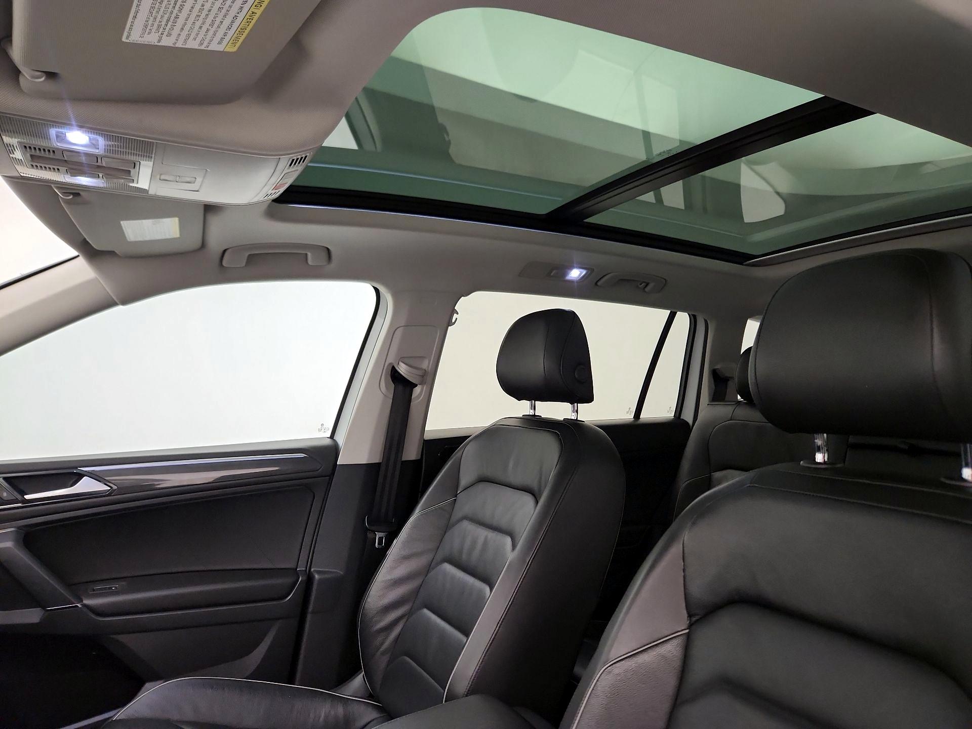 Thumbnail: 2018 Volkswagen Tiguan - 20