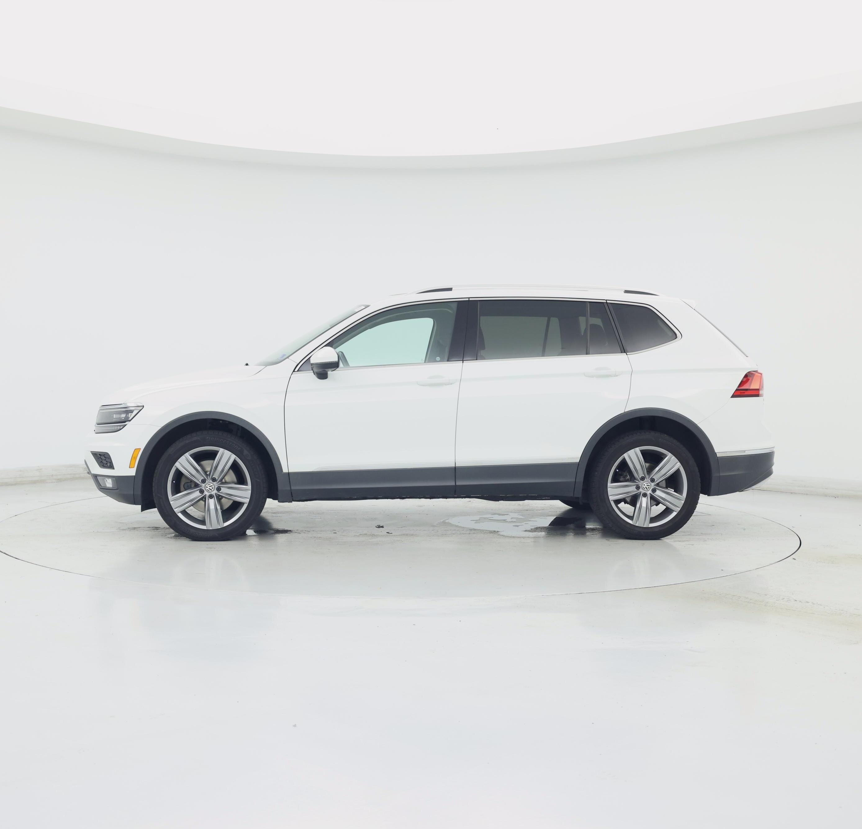 Thumbnail: 2018 Volkswagen Tiguan - 3