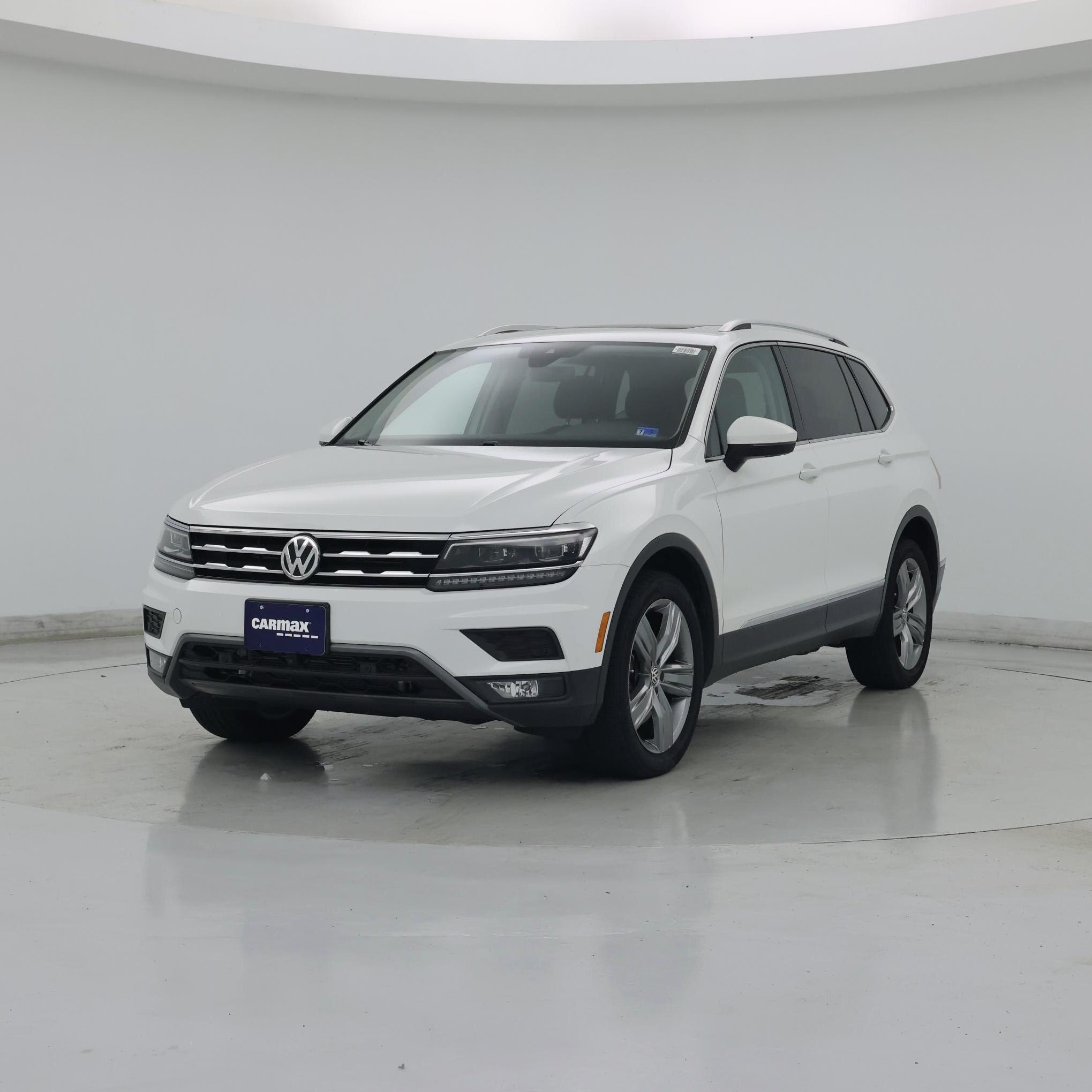 Thumbnail: 2018 Volkswagen Tiguan - 4