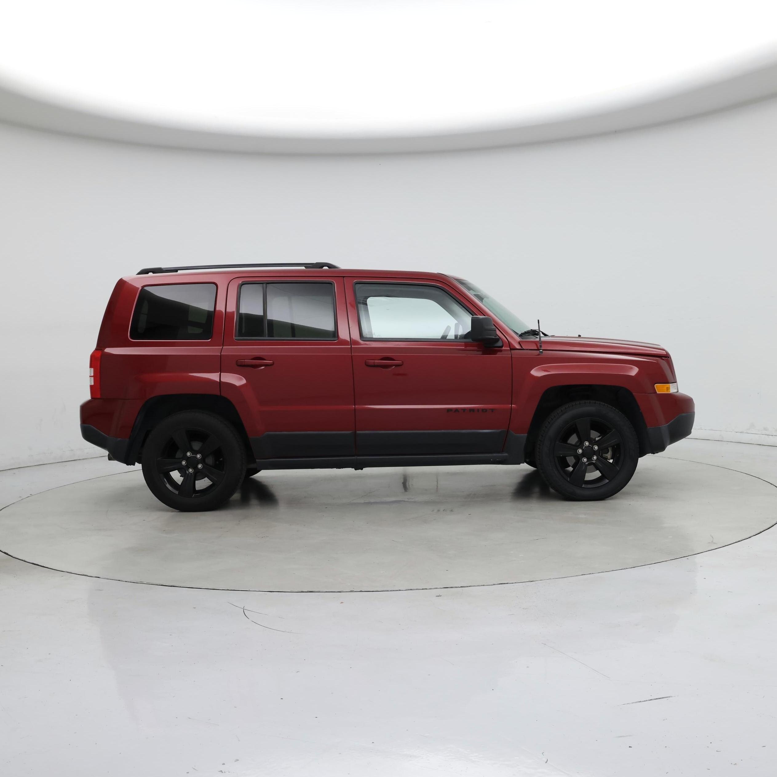 Thumbnail: 2015 Jeep Patriot - 7