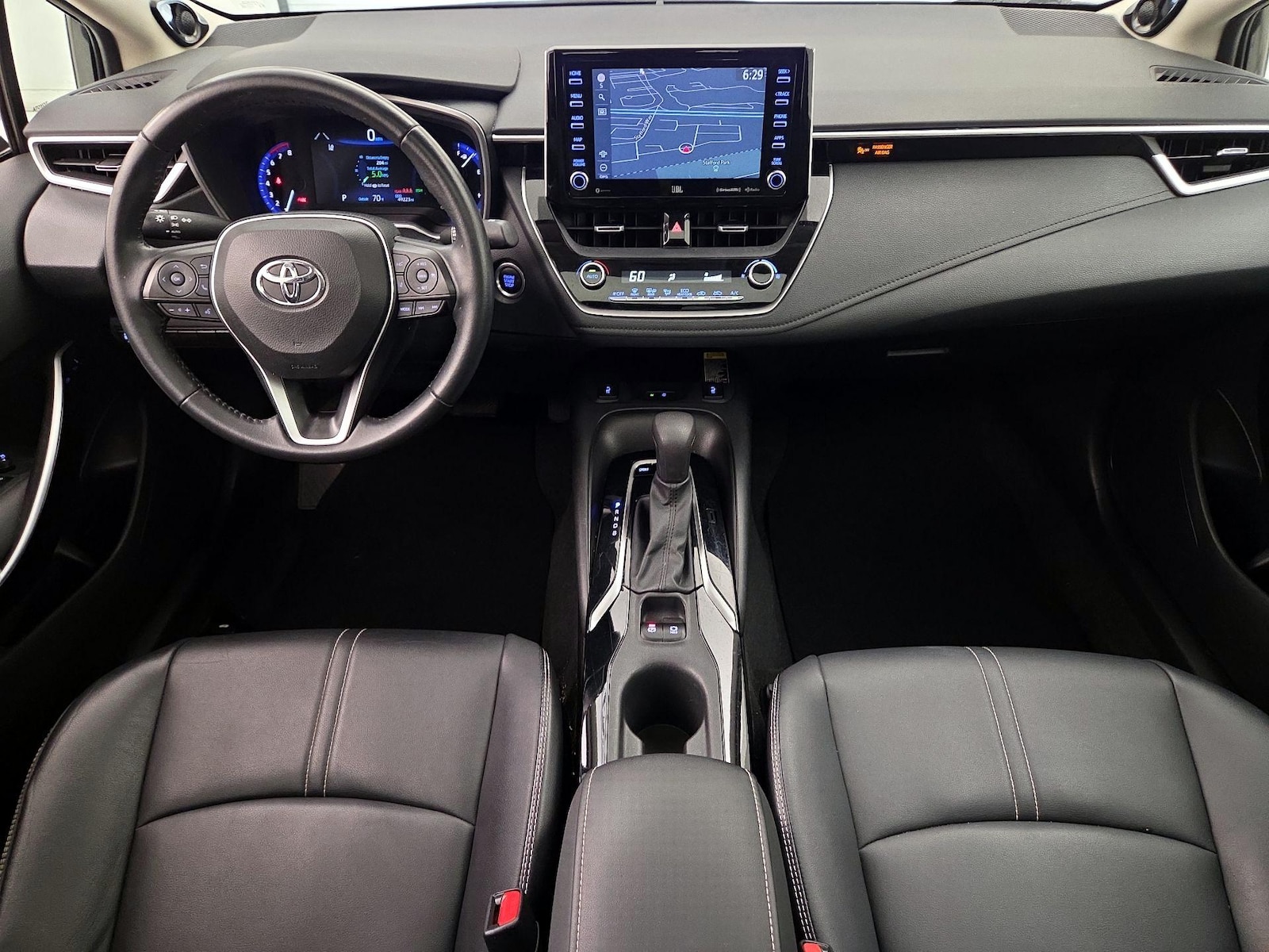 2022 Toyota Corolla XLE - Photo 10