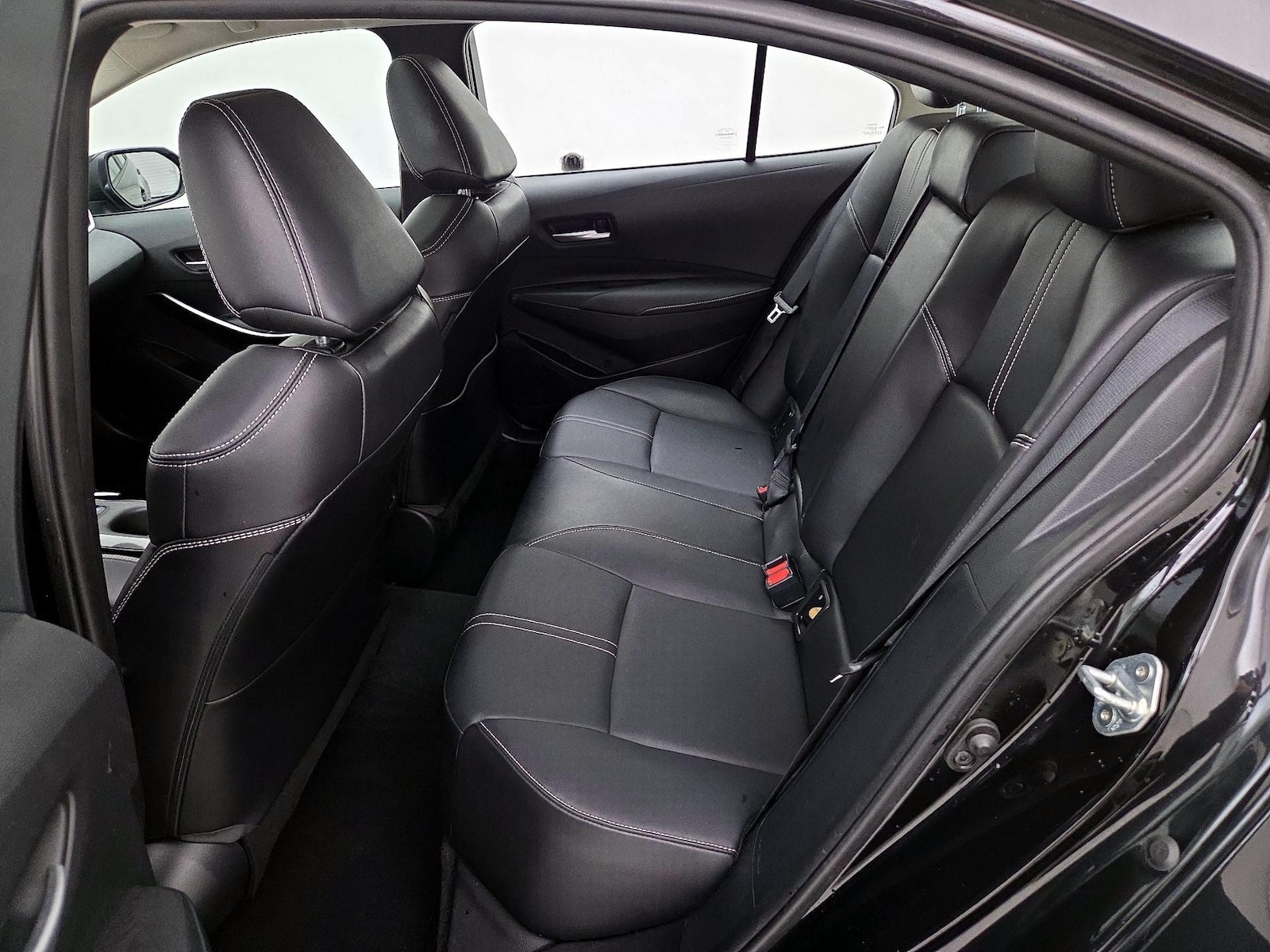 2022 Toyota Corolla XLE - Photo 22