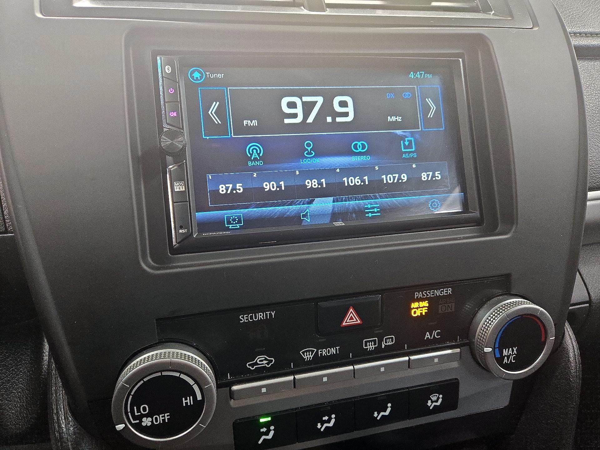Thumbnail: 2014 Toyota Camry - 15