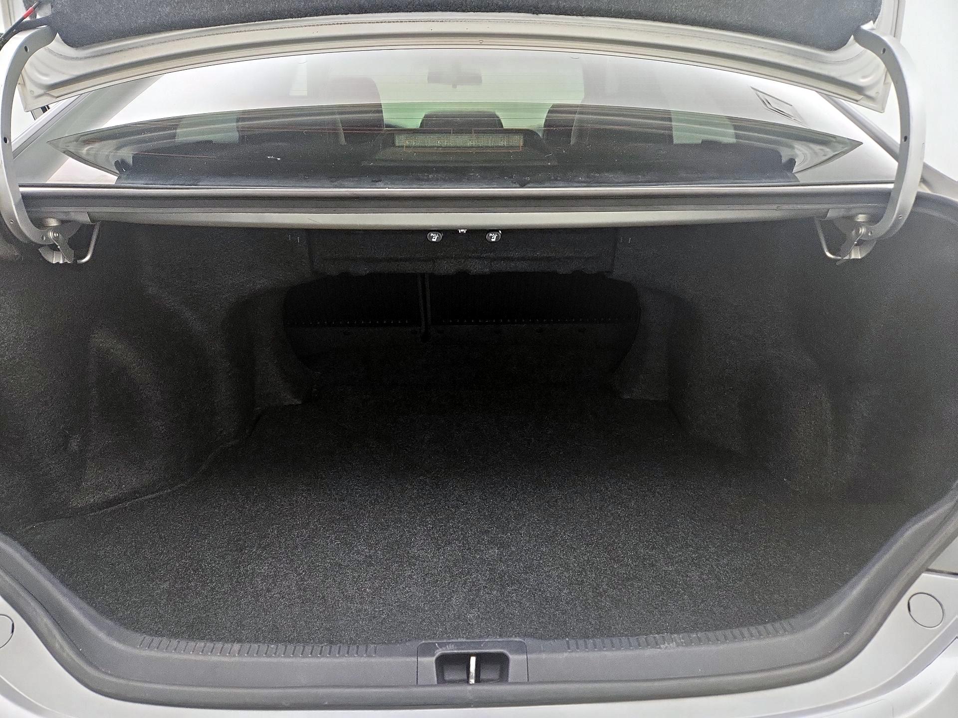 Thumbnail: 2014 Toyota Camry - 20