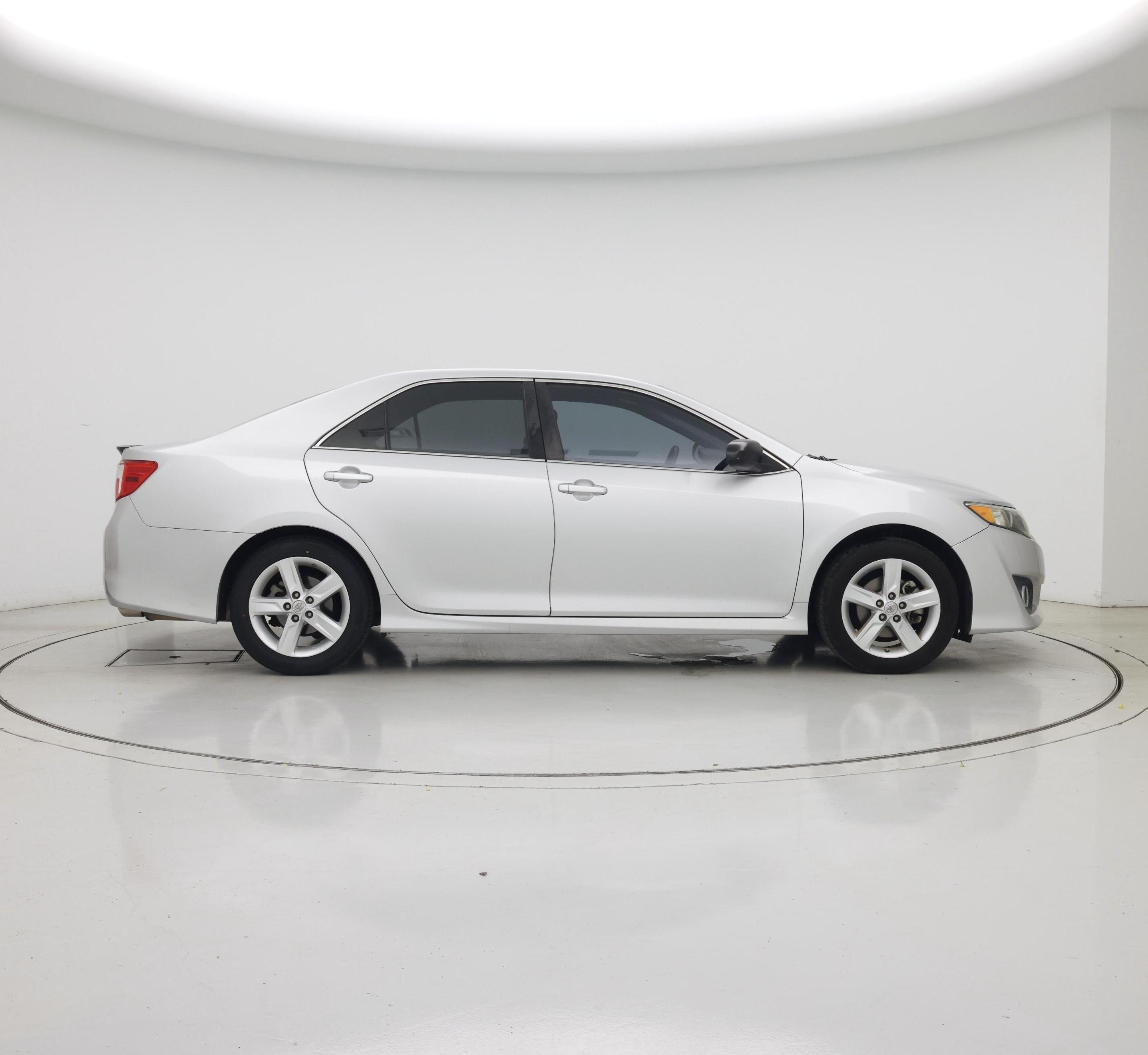 Thumbnail: 2014 Toyota Camry - 7