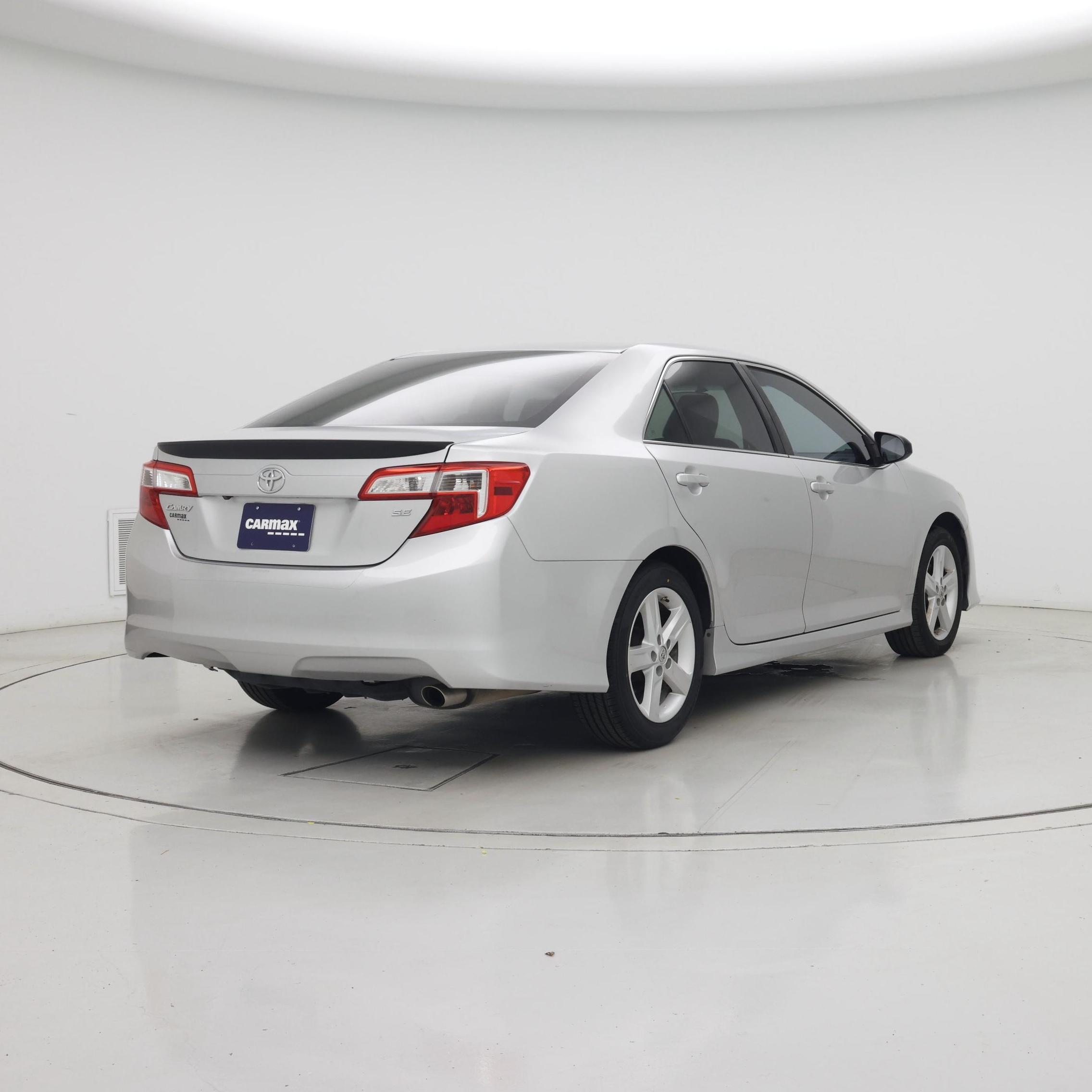 Thumbnail: 2014 Toyota Camry - 8