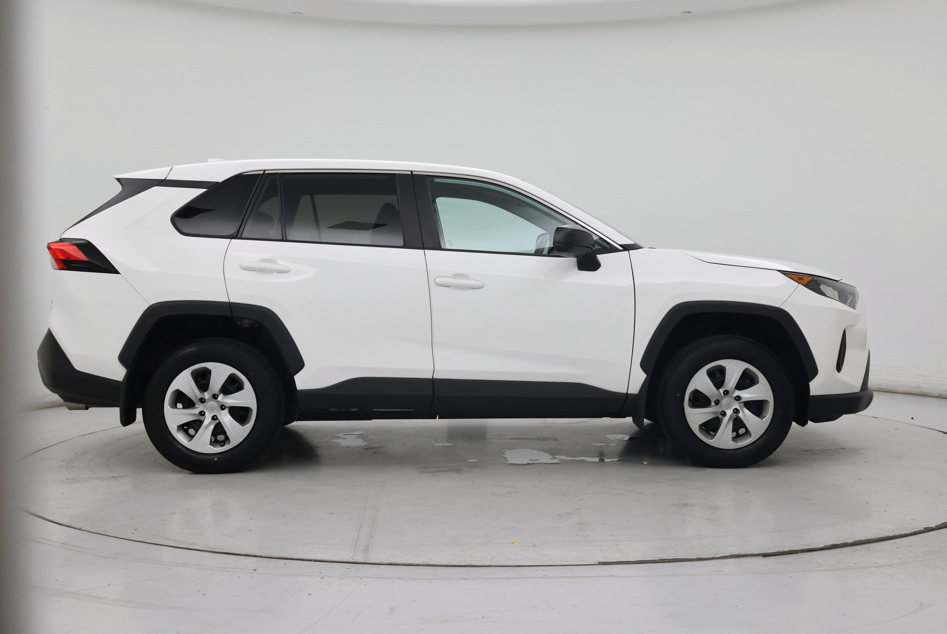 Thumbnail: 2022 Toyota RAV4 - 7