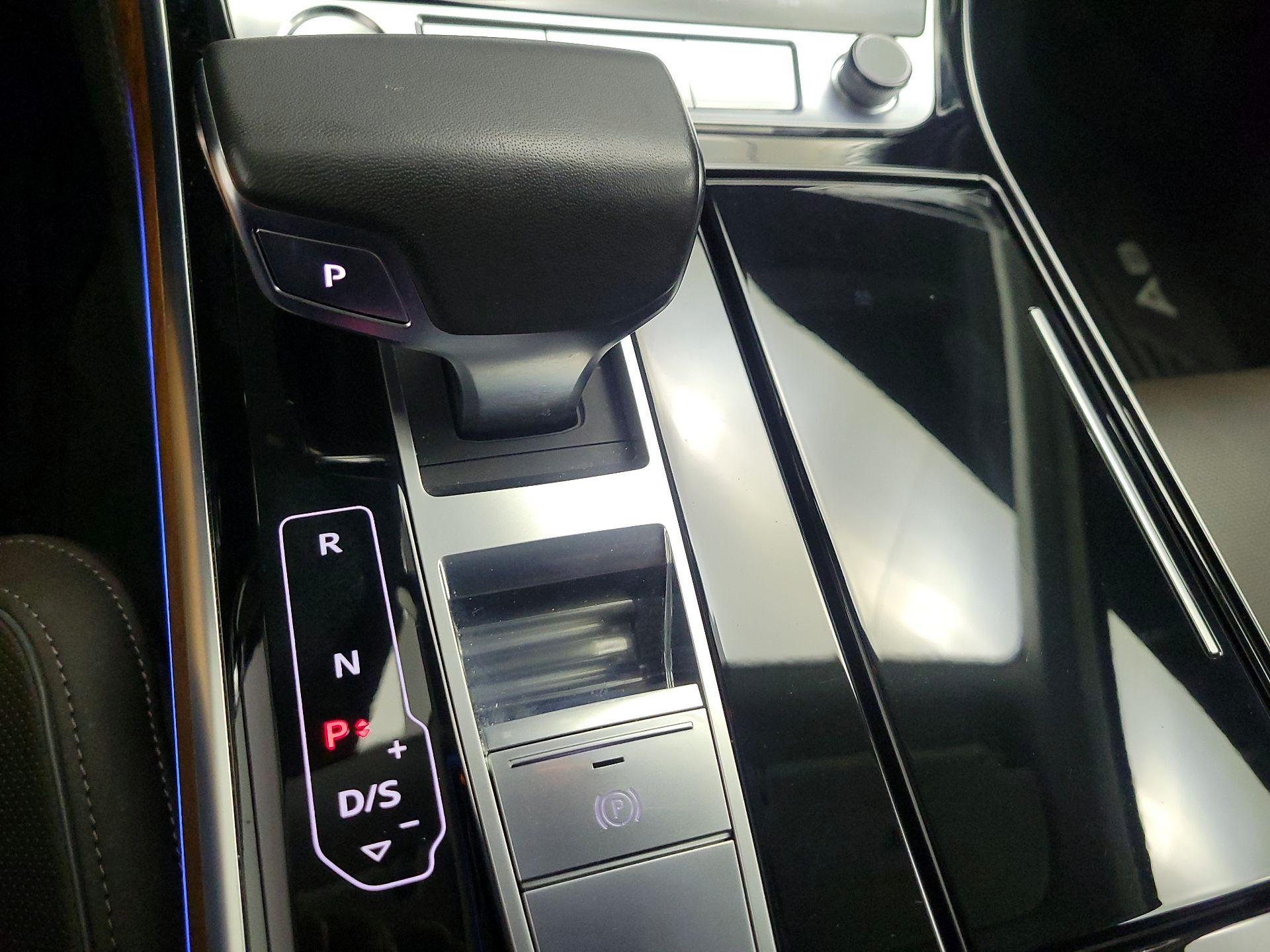 Thumbnail: 2019 Audi A8 - 18
