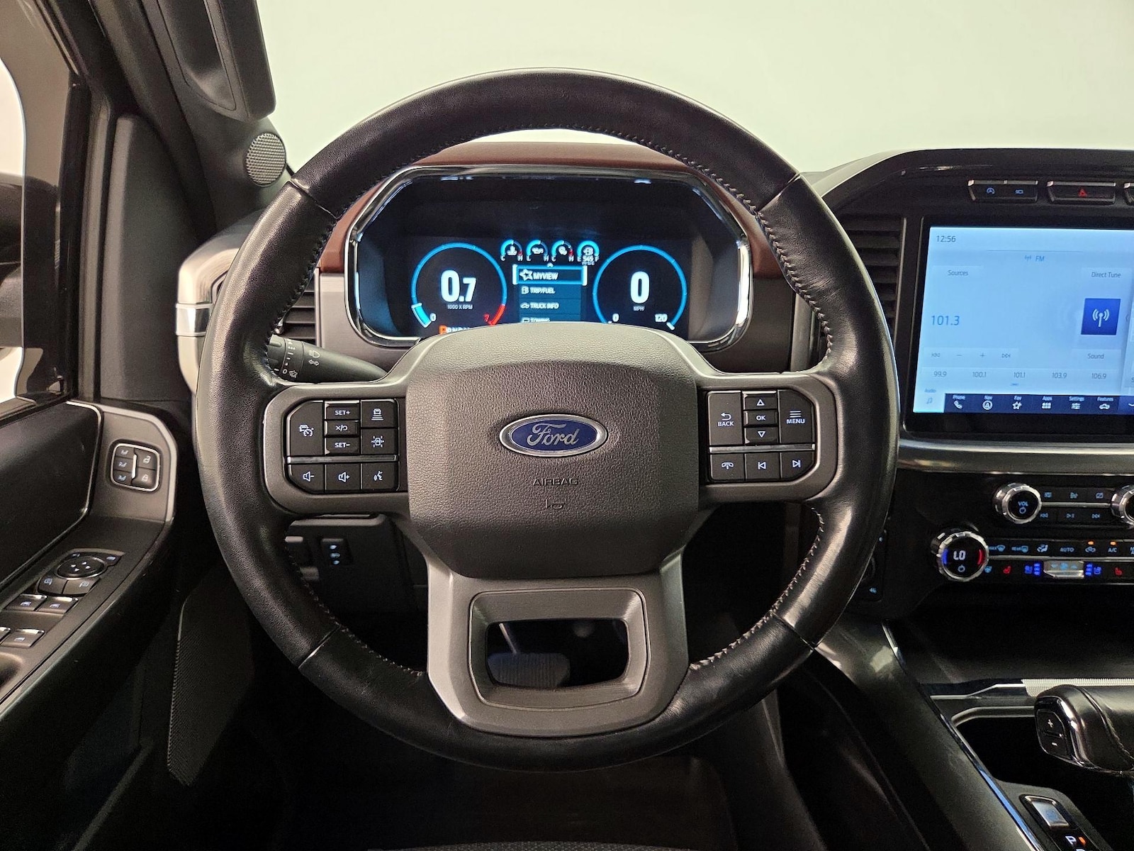 2021 Ford F-150 Lariat - Photo 11