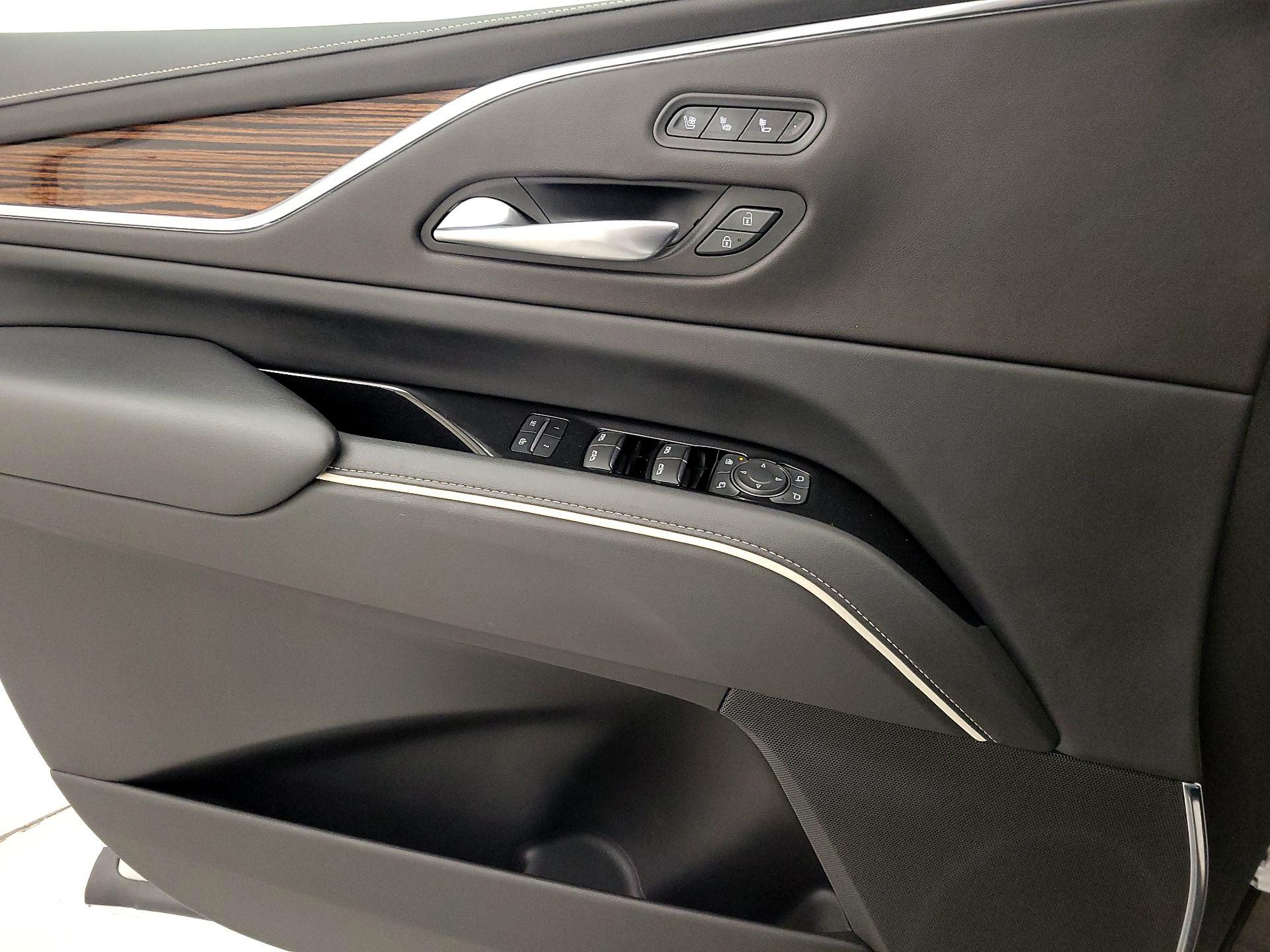 Thumbnail: 2022 Cadillac Escalade - 12