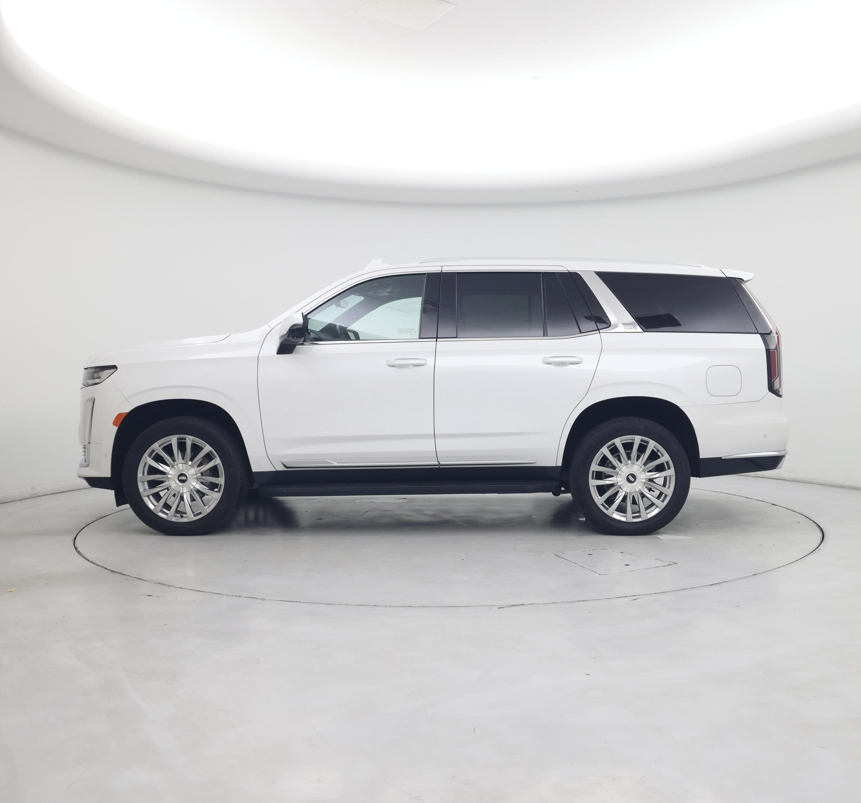 Thumbnail: 2022 Cadillac Escalade - 3