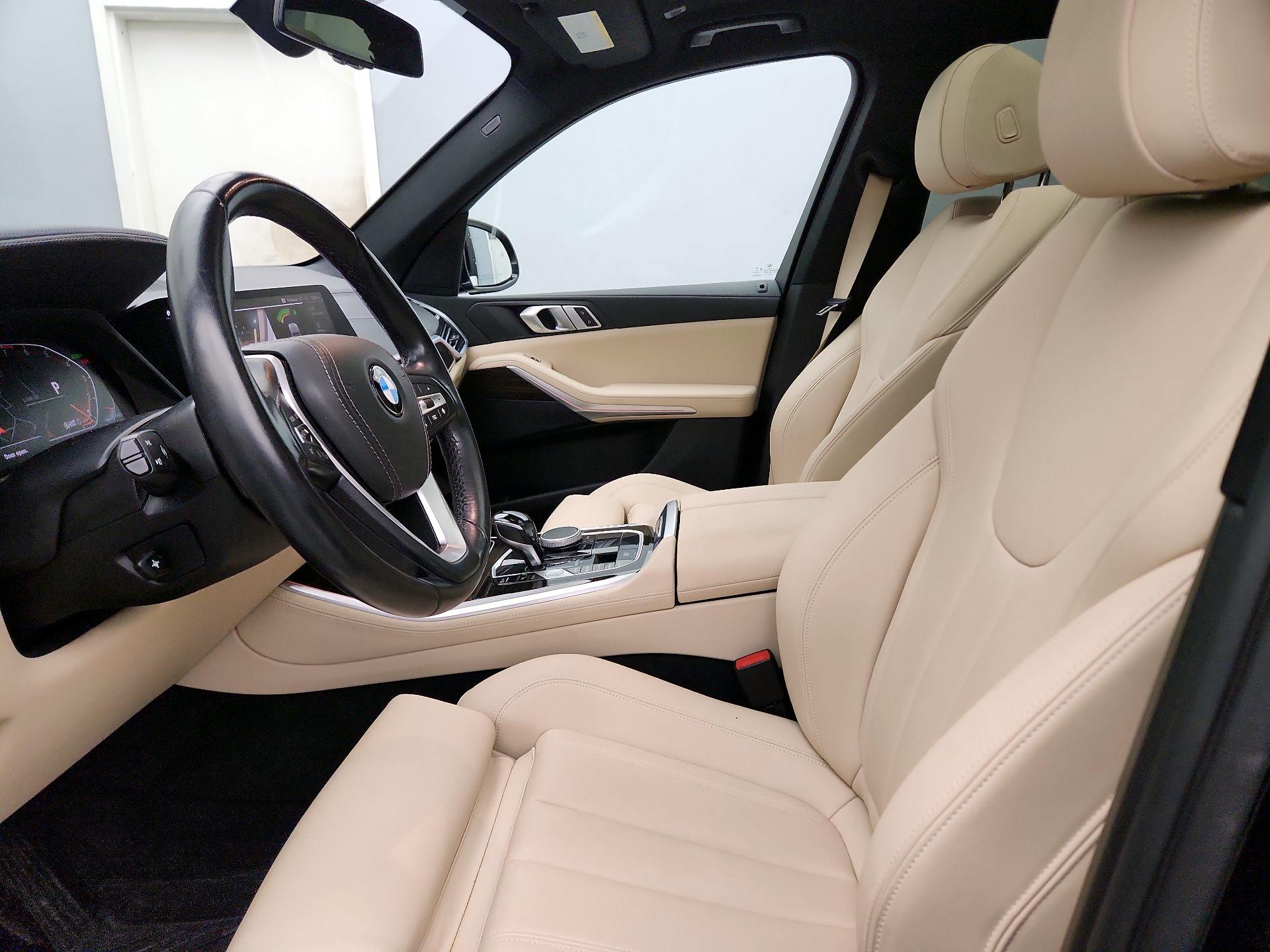 Thumbnail: 2020 BMW X5 - 11