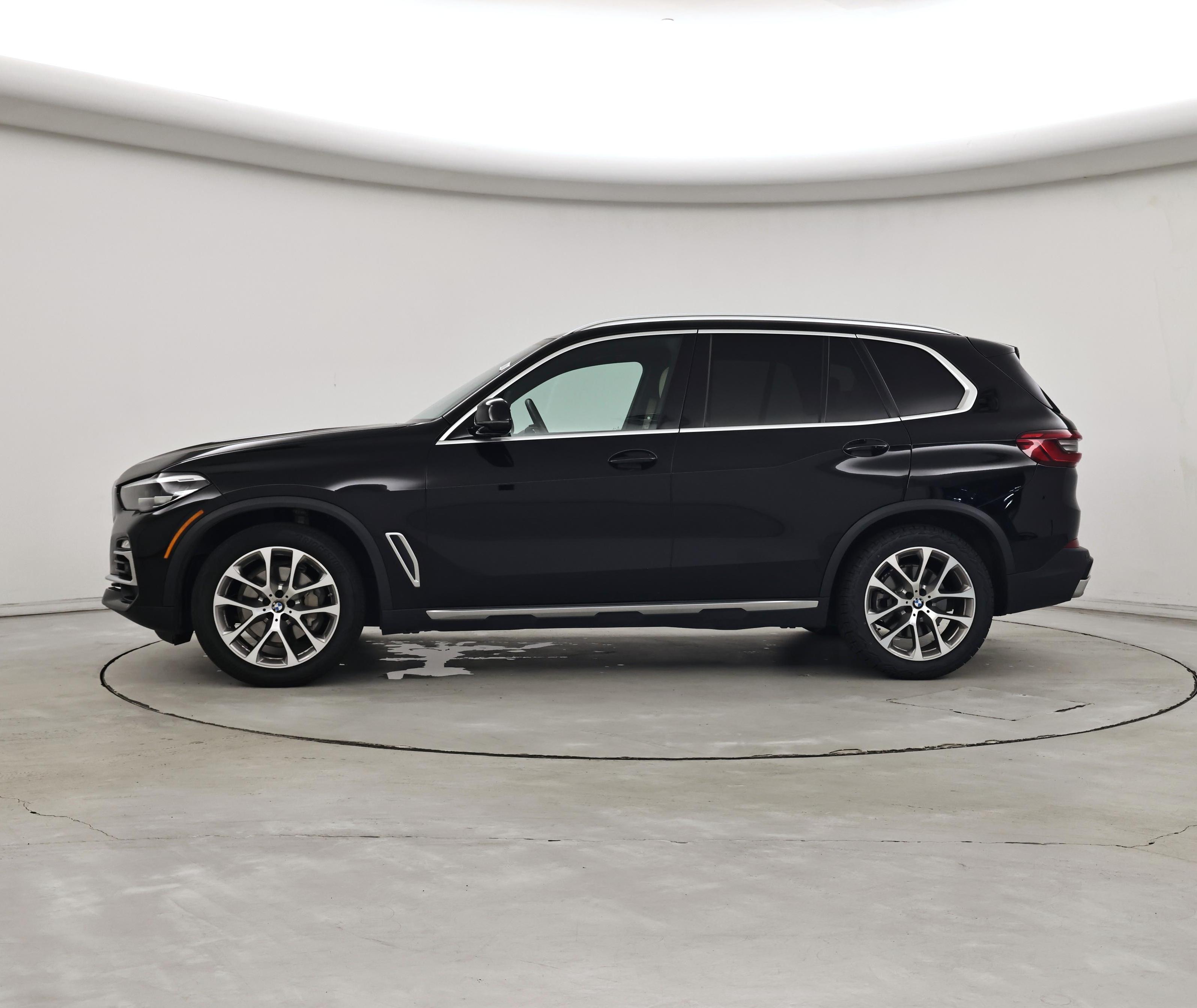 Thumbnail: 2020 BMW X5 - 3