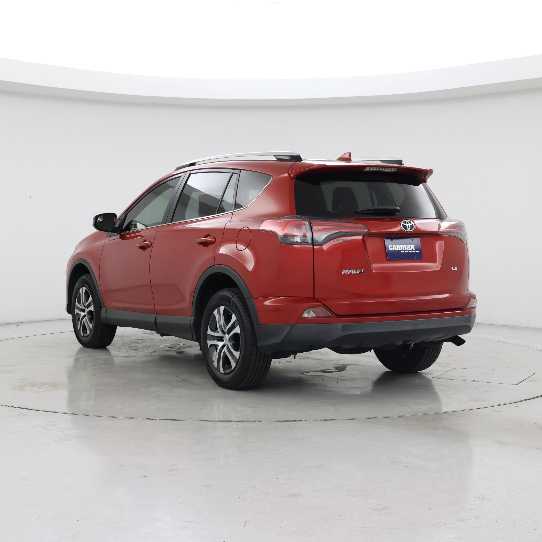 Thumbnail: 2016 Toyota RAV4 - 2