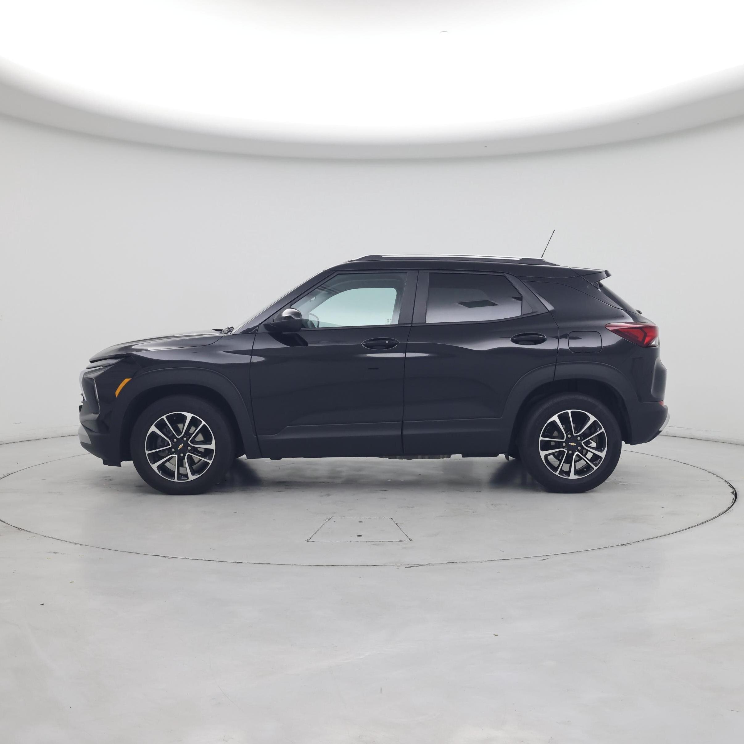 Thumbnail: 2025 Chevrolet TrailBlazer - 3