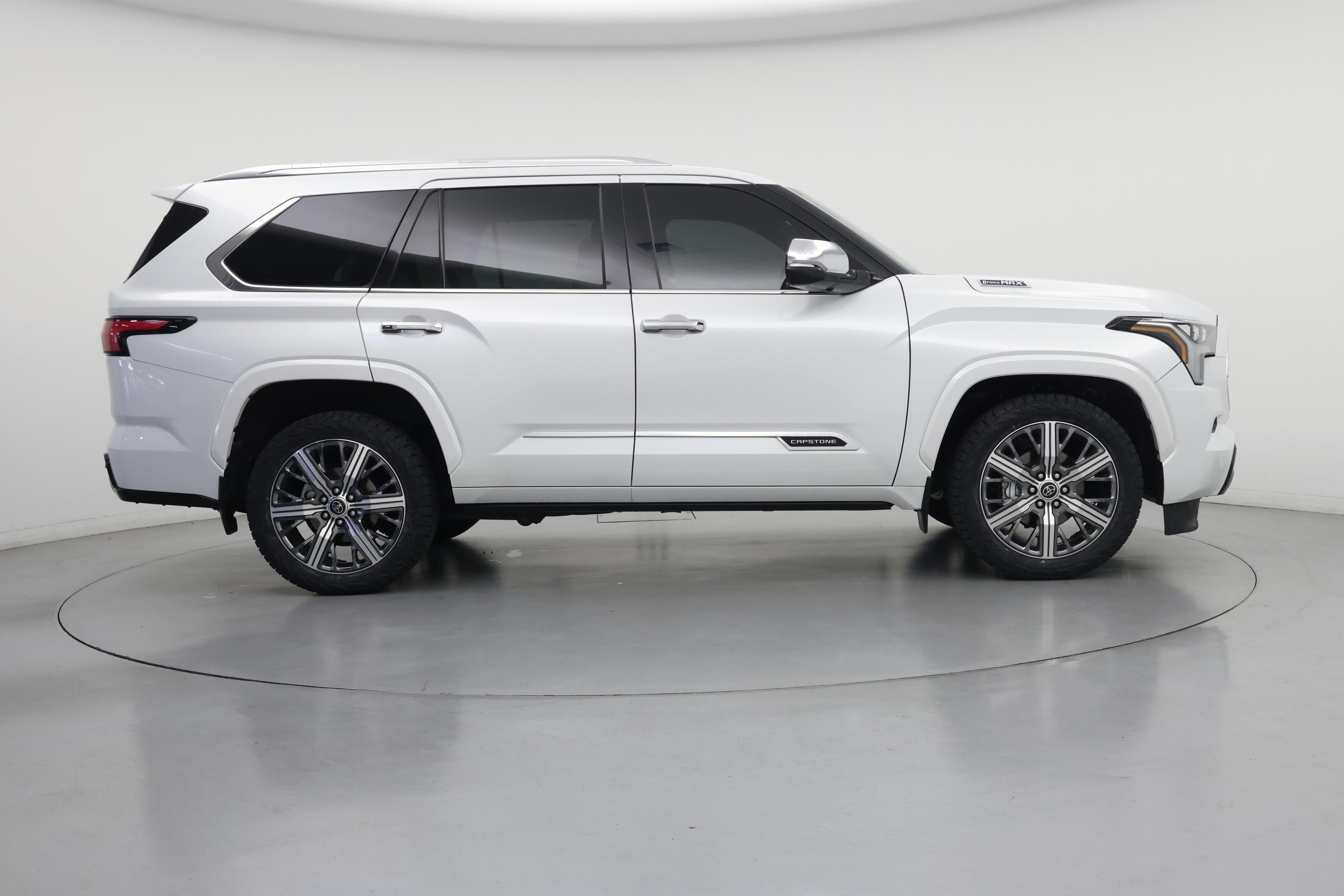 Thumbnail: 2023 Toyota Sequoia - 7