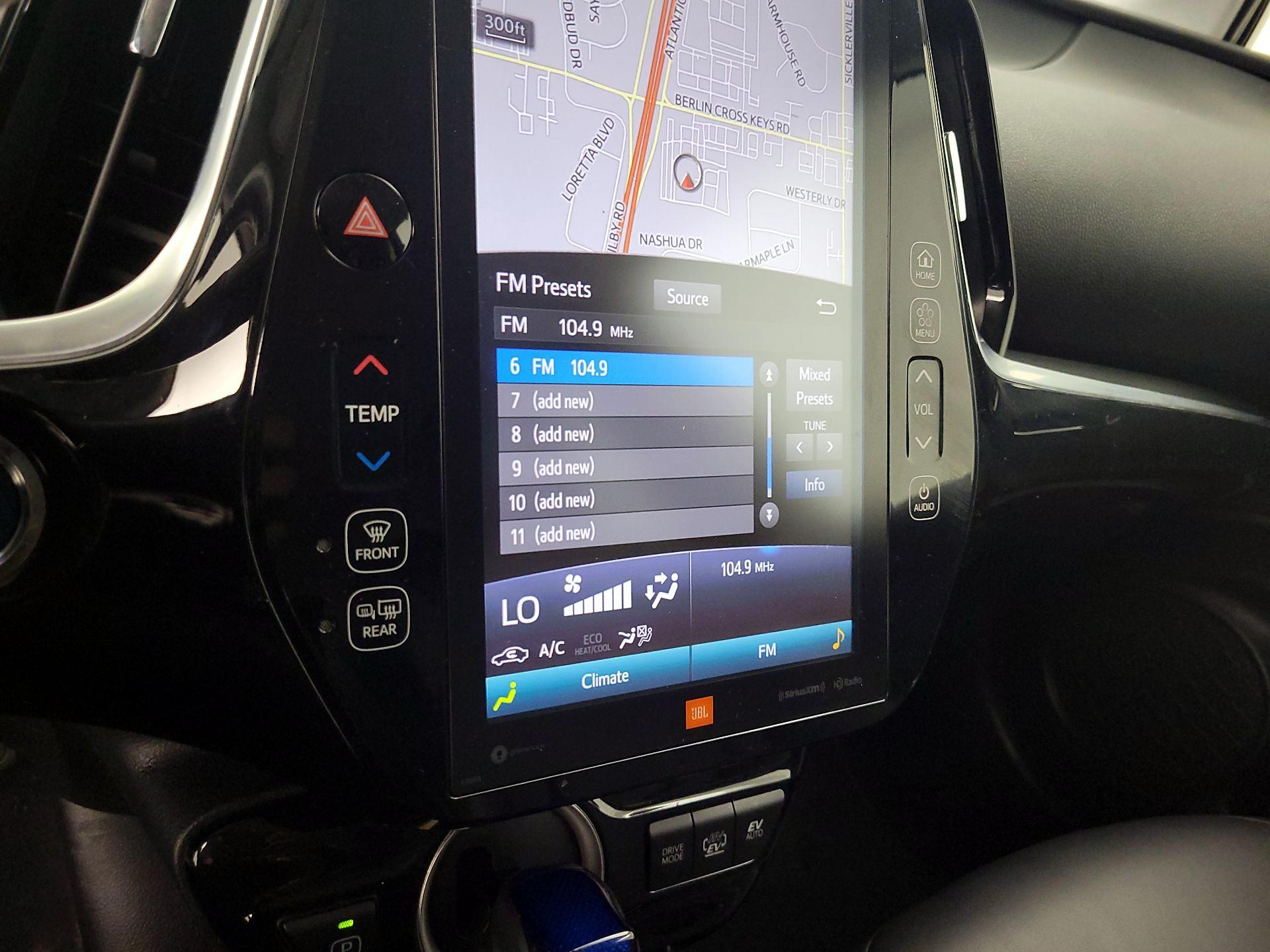 Thumbnail: 2022 Toyota Prius Prime - 16