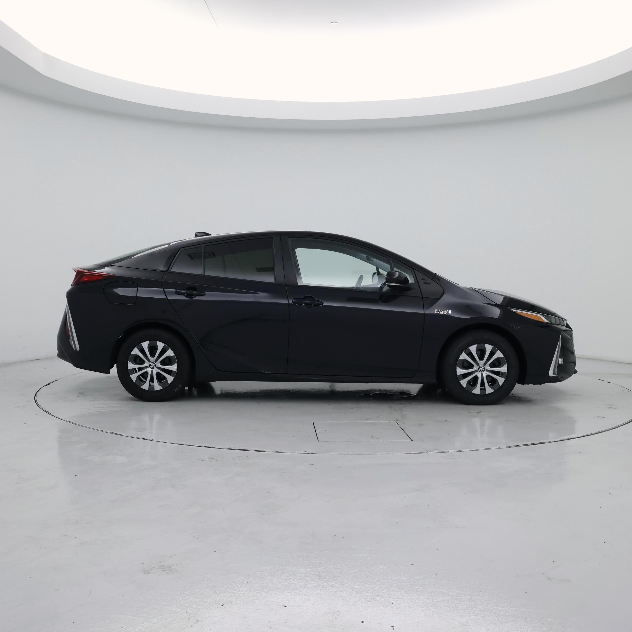 Thumbnail: 2022 Toyota Prius Prime - 7