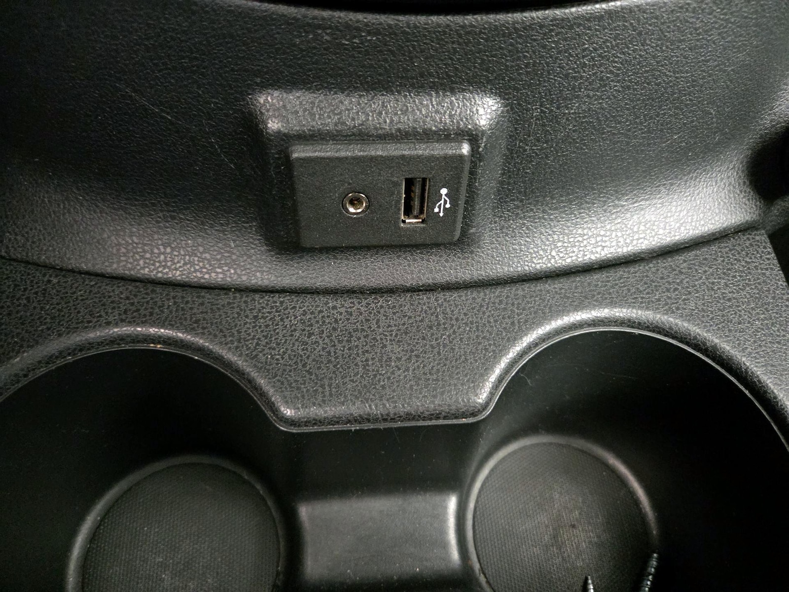 2017 Nissan Versa Sedan SV - Photo 18