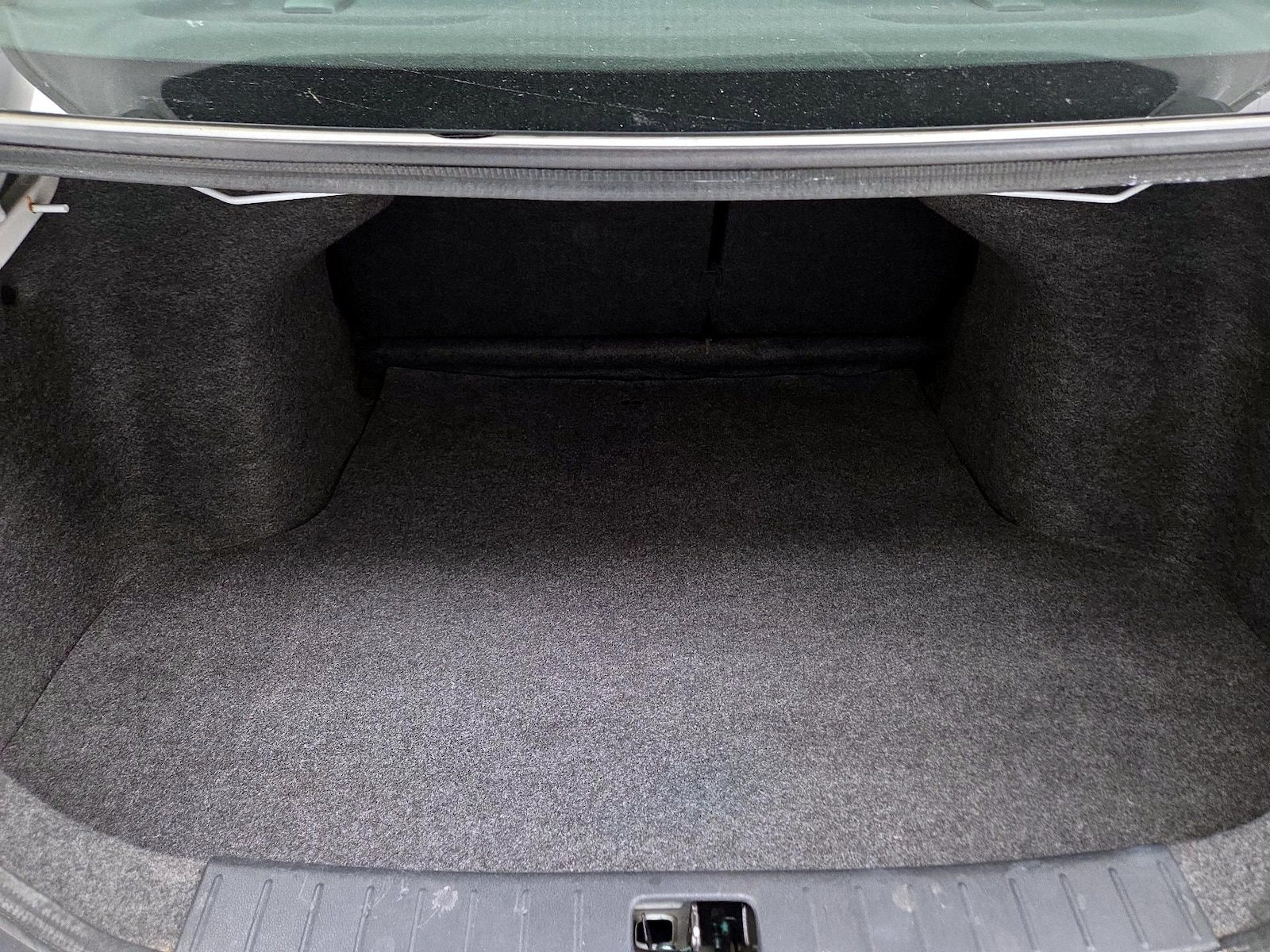 2017 Nissan Versa Sedan SV - Photo 20