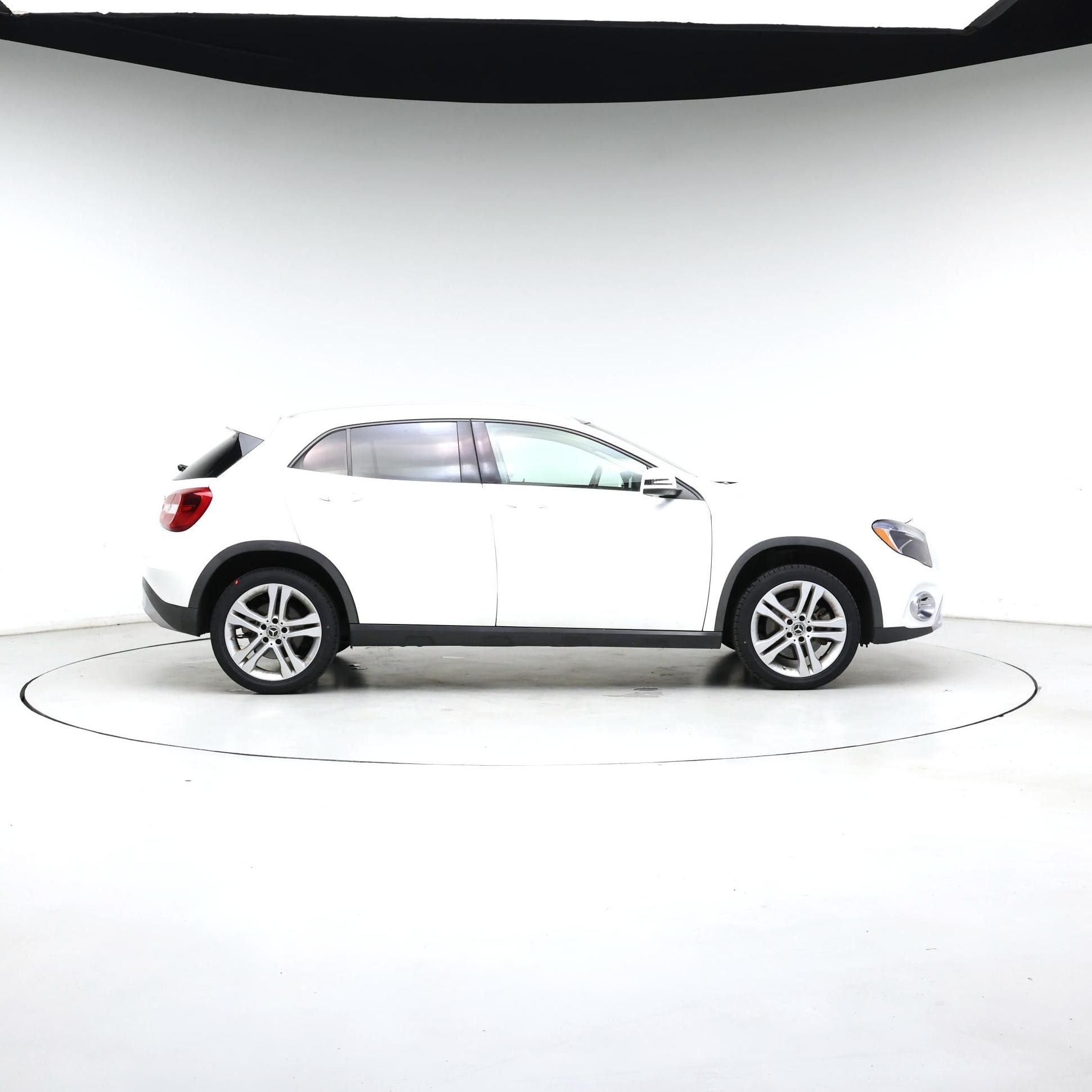 Thumbnail: 2020 Mercedes-Benz GLA - 7