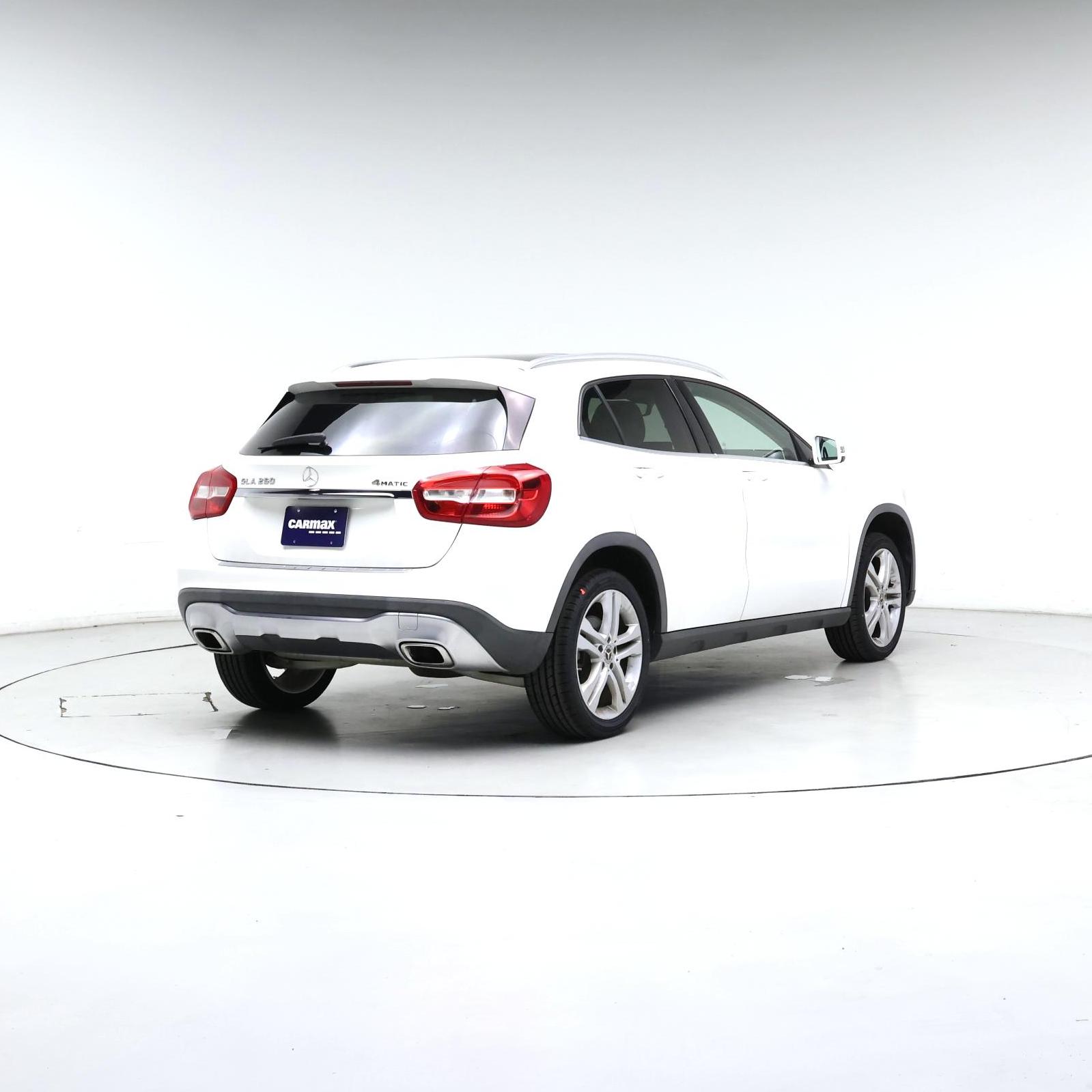 Thumbnail: 2020 Mercedes-Benz GLA - 8