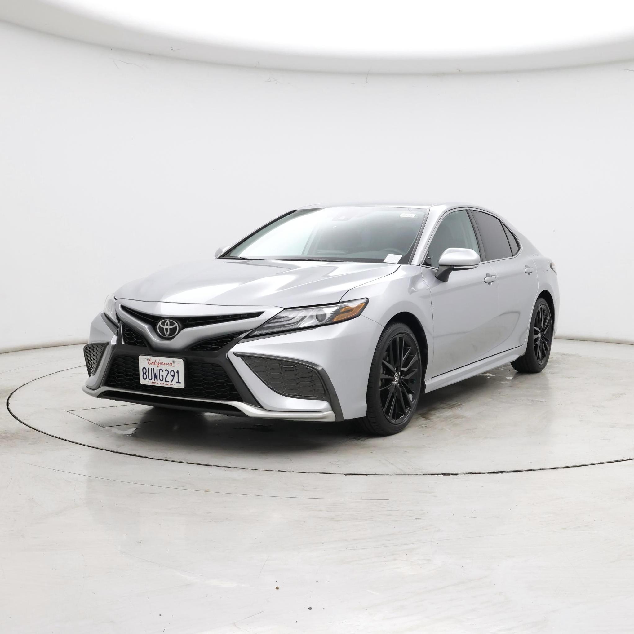 Thumbnail: 2021 Toyota Camry - 4