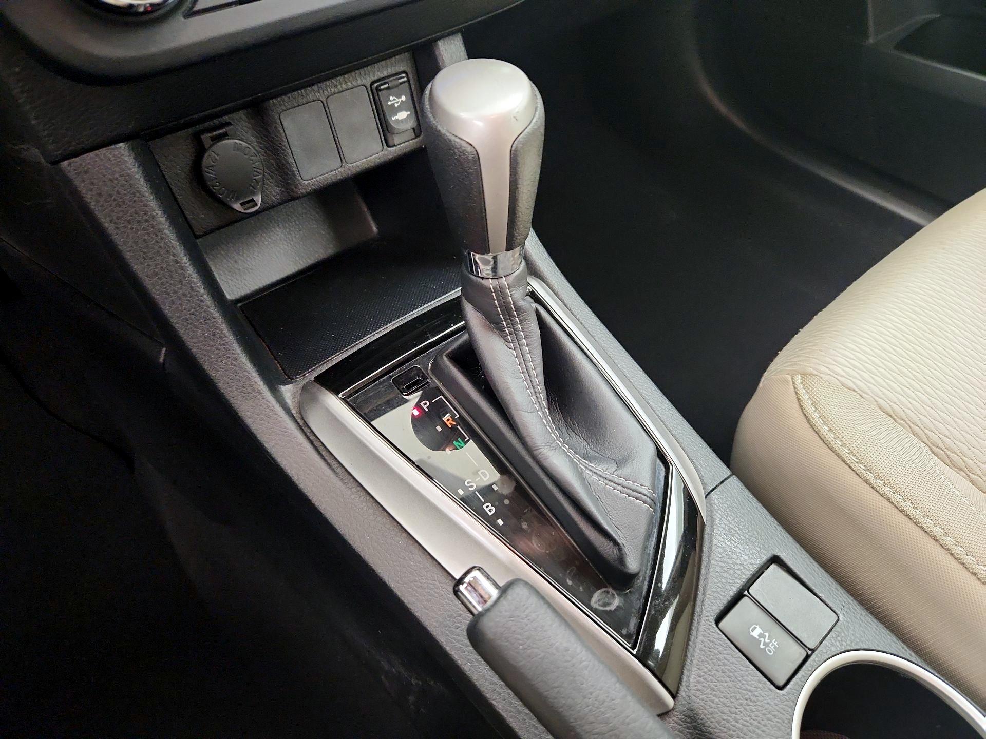 Thumbnail: 2016 Toyota Corolla - 17