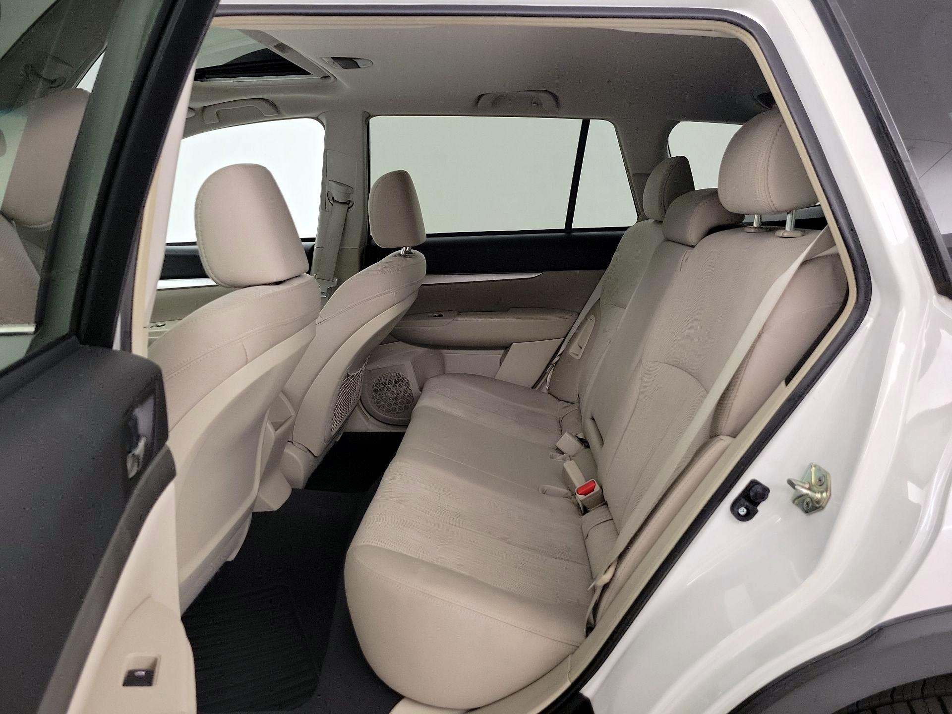 Thumbnail: 2014 Subaru Outback - 20