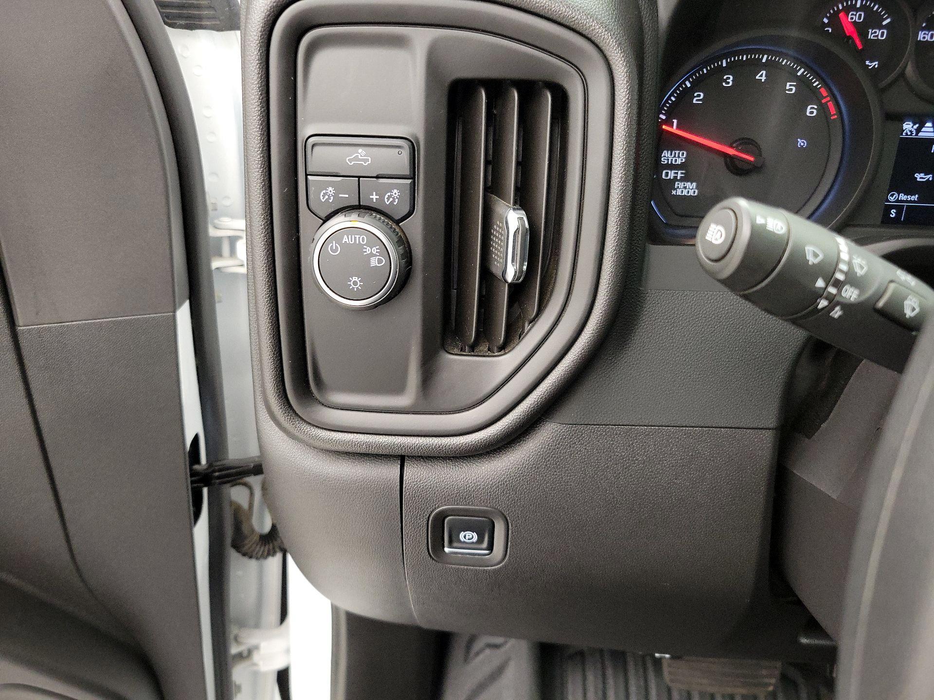 Thumbnail: 2025 Chevrolet Silverado 1500 - 13
