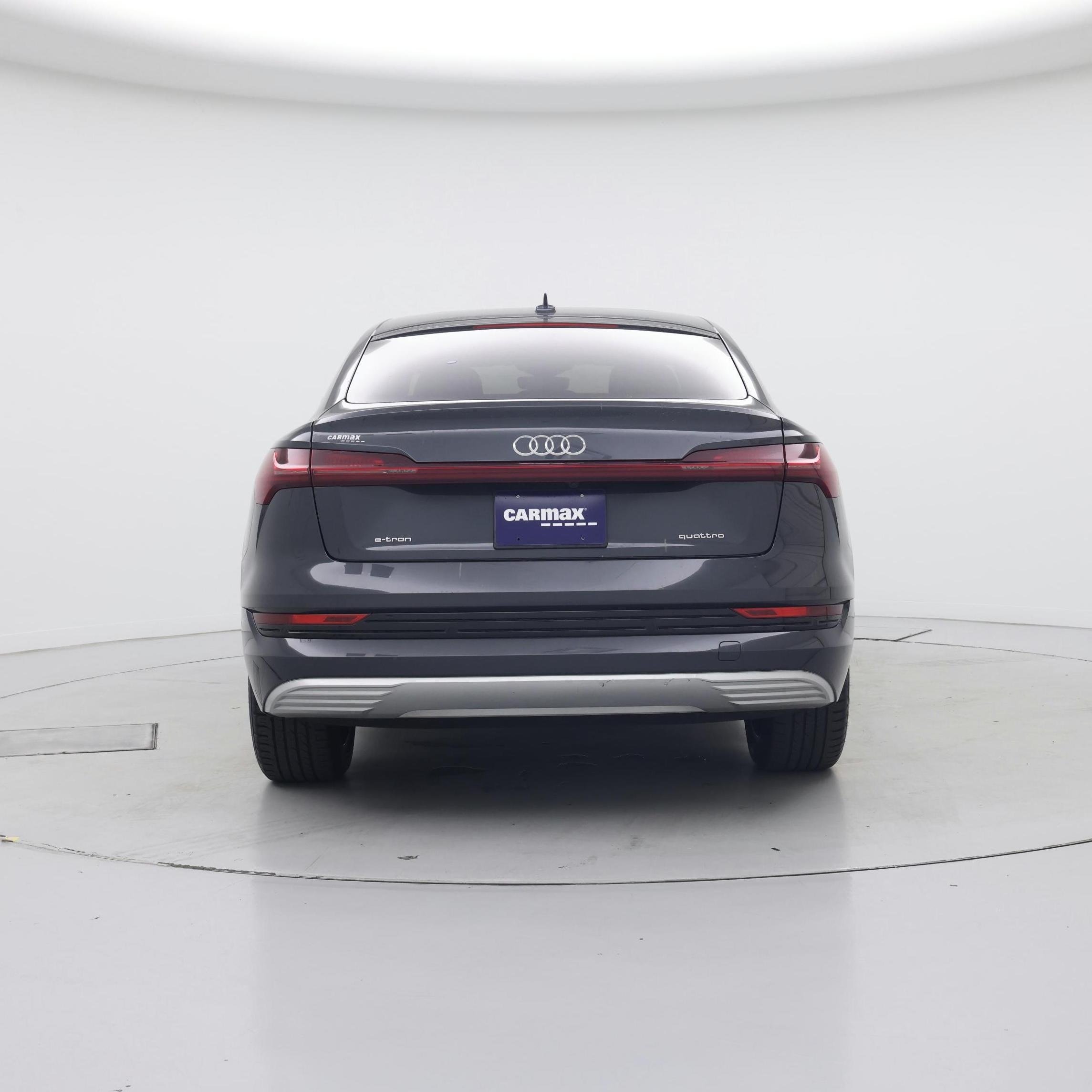 Thumbnail: 2020 Audi e-tron S - 6