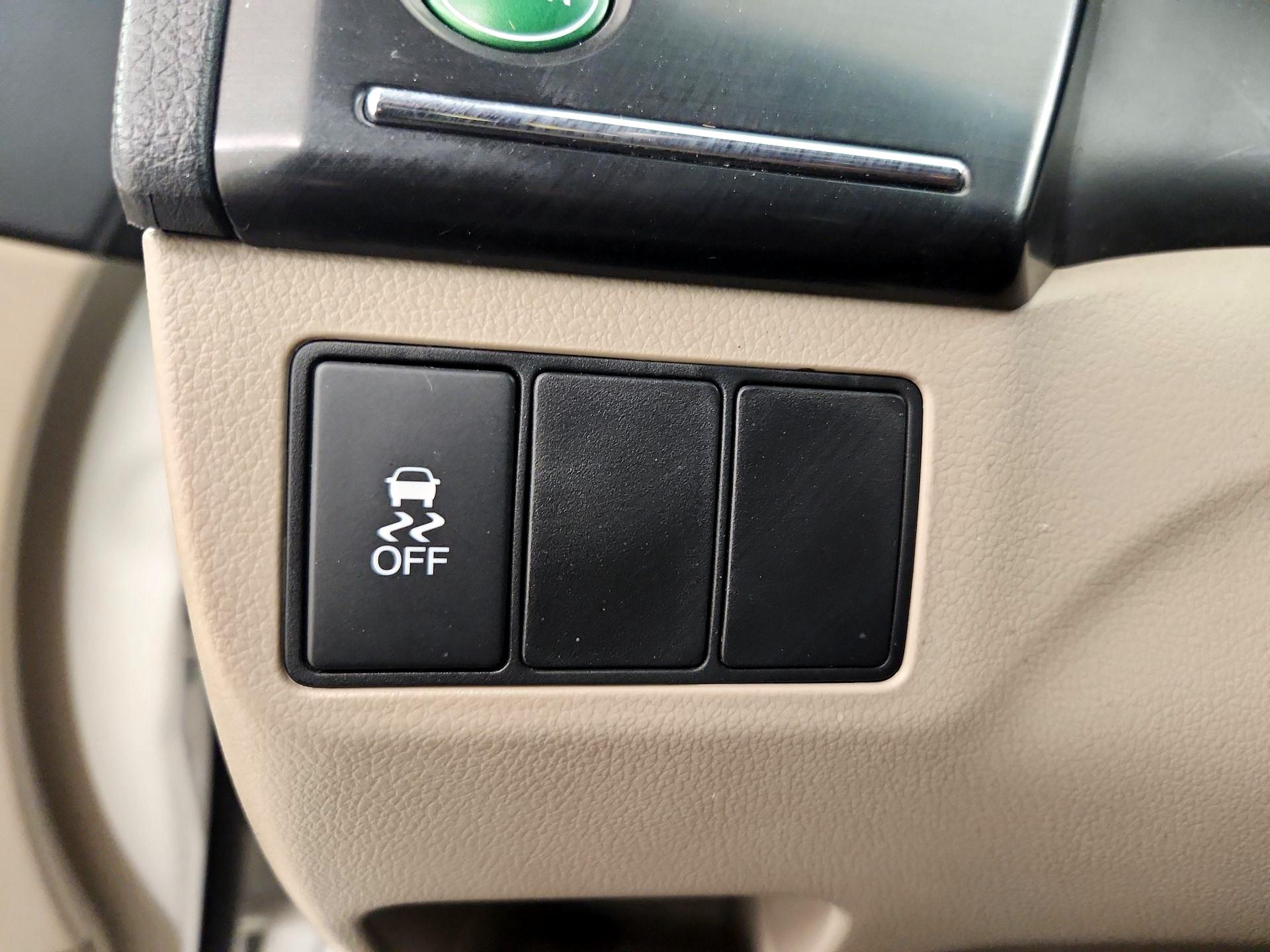 Thumbnail: 2014 Honda Civic - 13