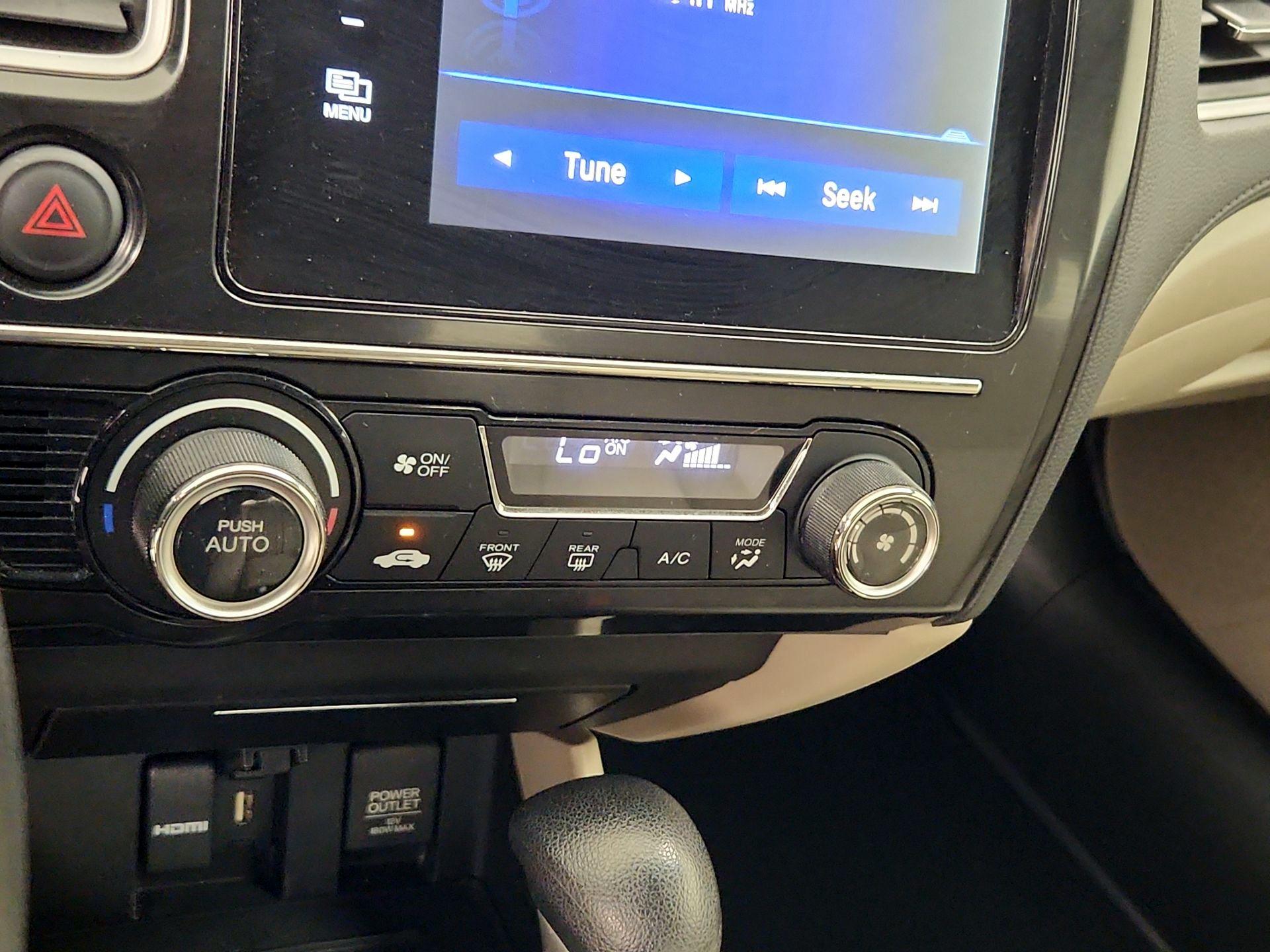 Thumbnail: 2014 Honda Civic - 16