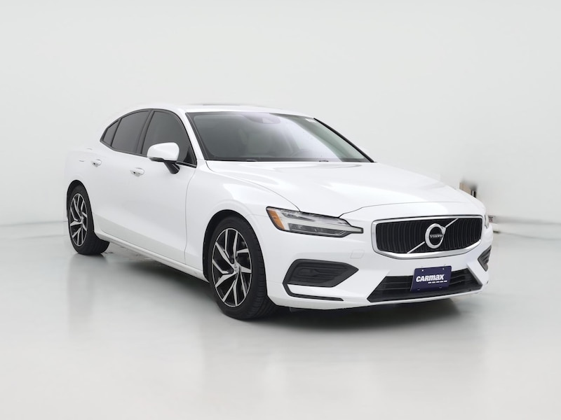 2019 Volvo S60 T5 Momentum